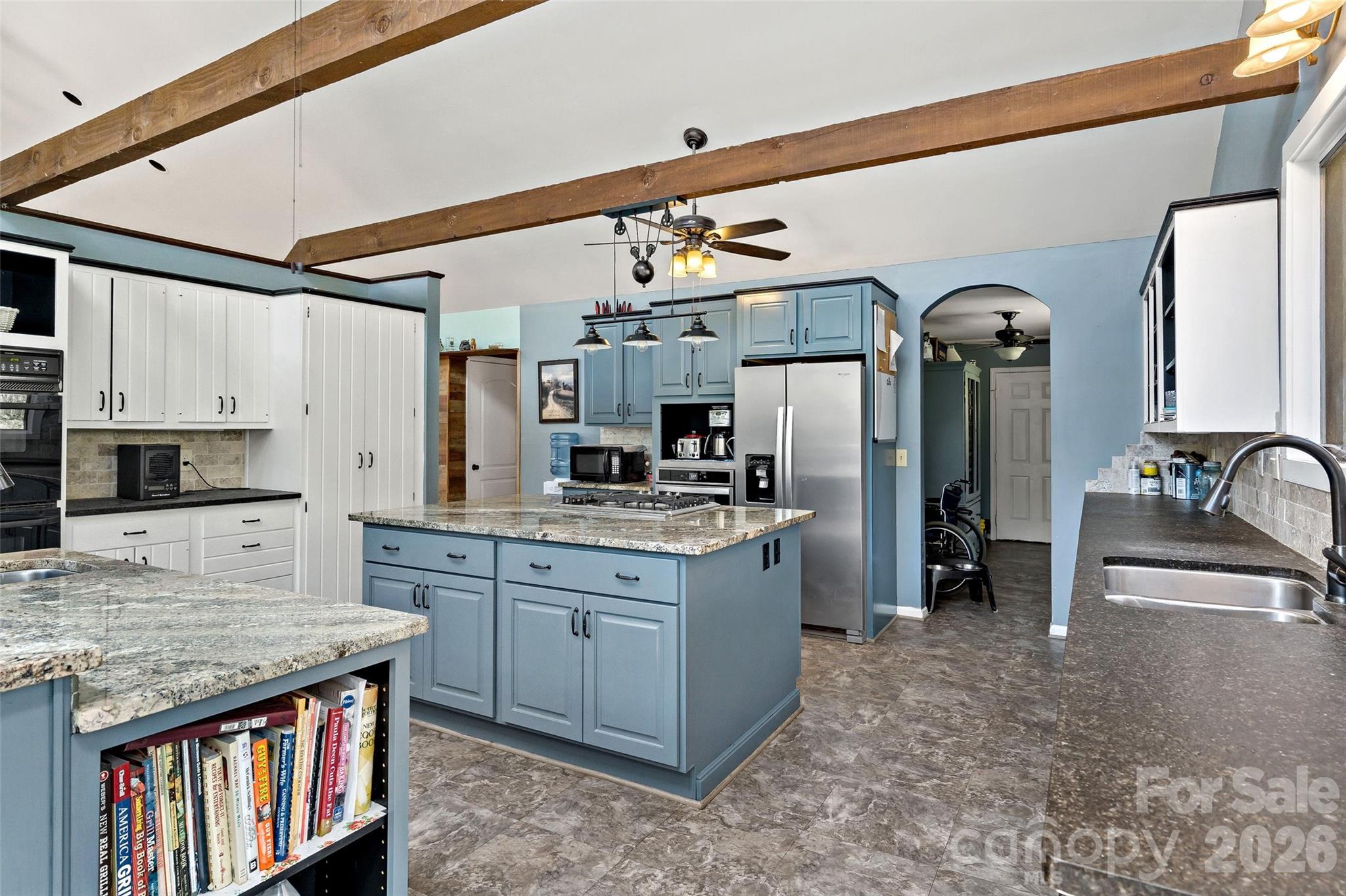 311 Pisgah Mine Road — Burnsville