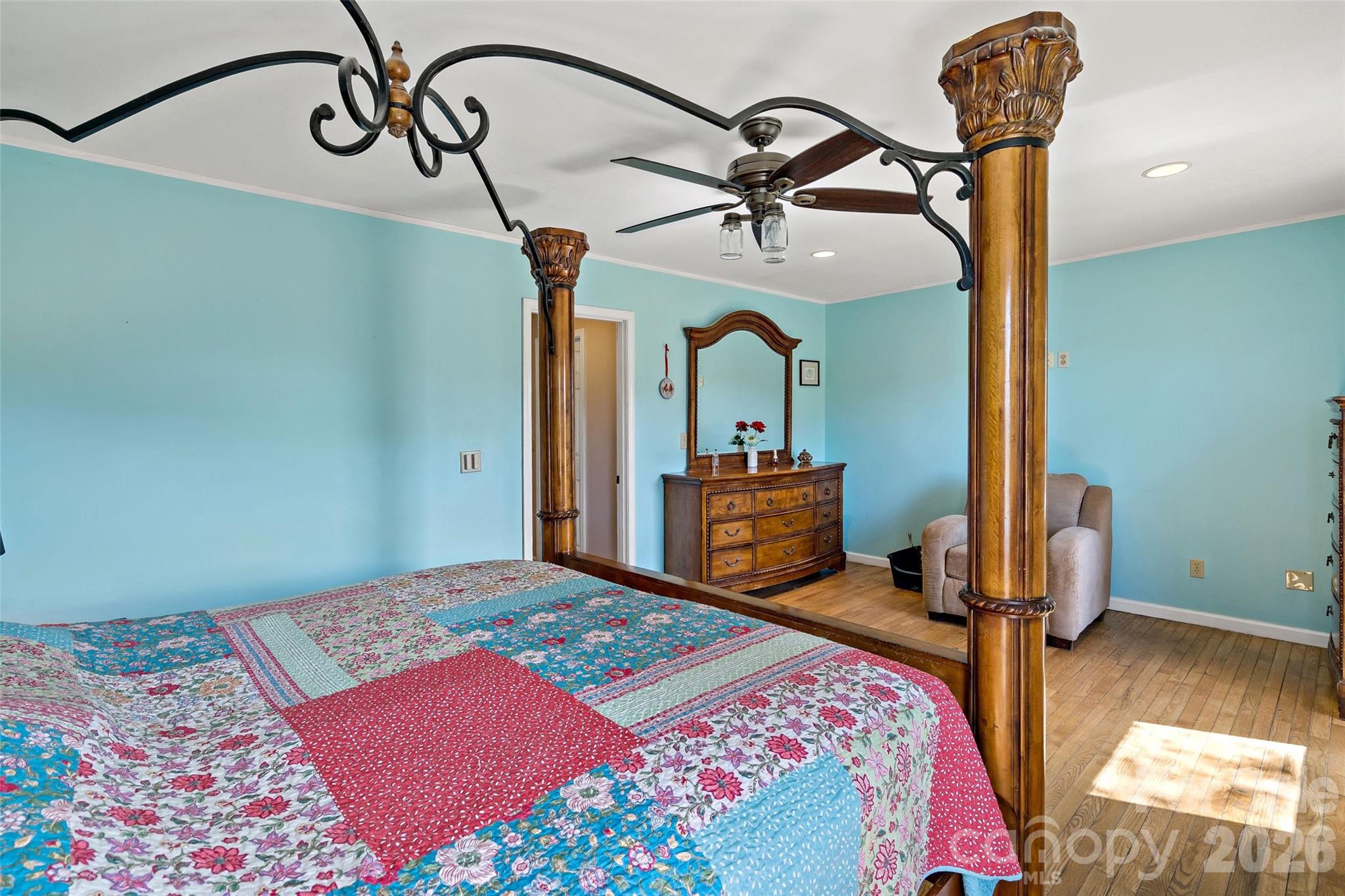 311 Pisgah Mine Road — Burnsville
