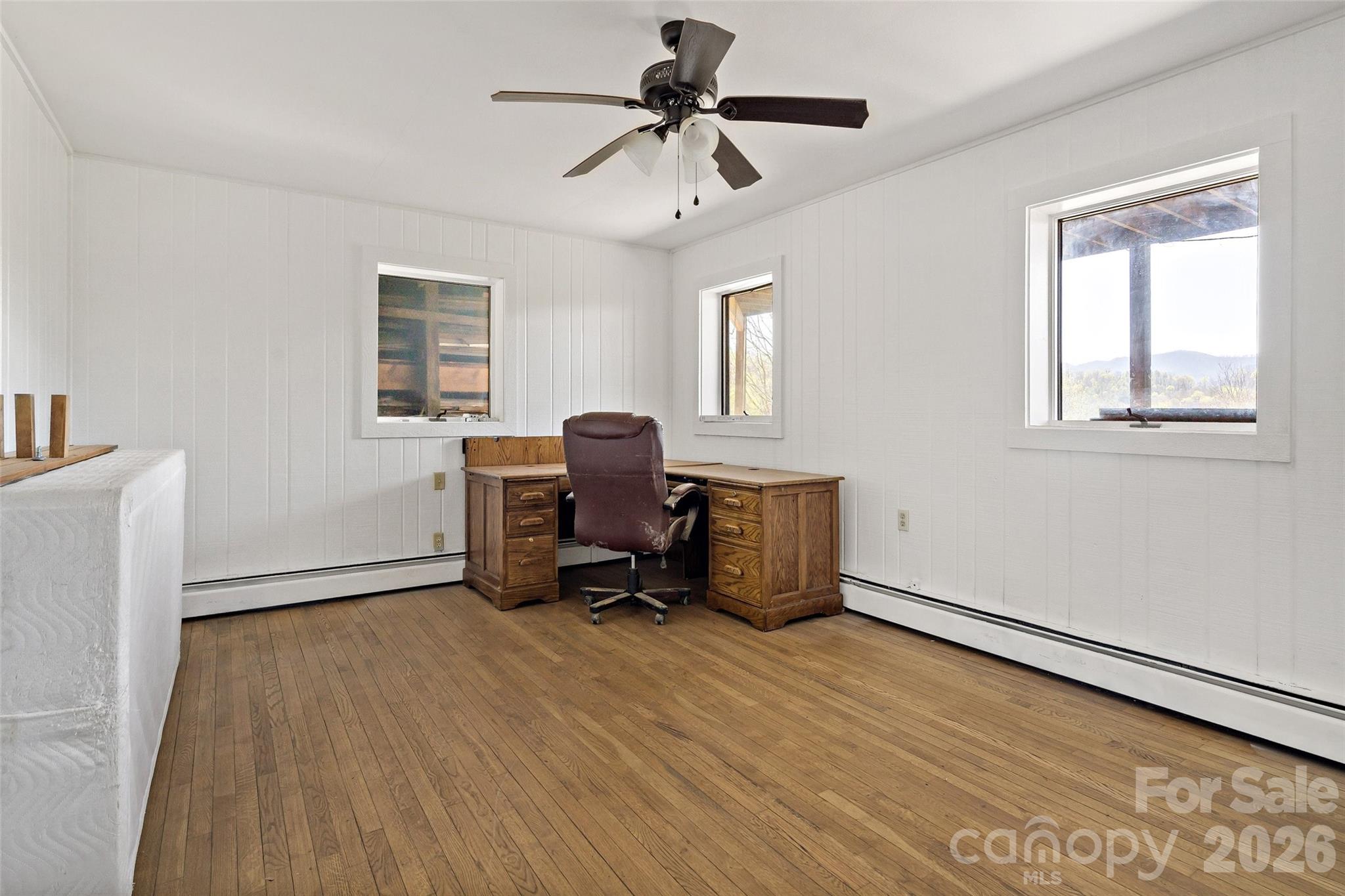 311 Pisgah Mine Road — Burnsville