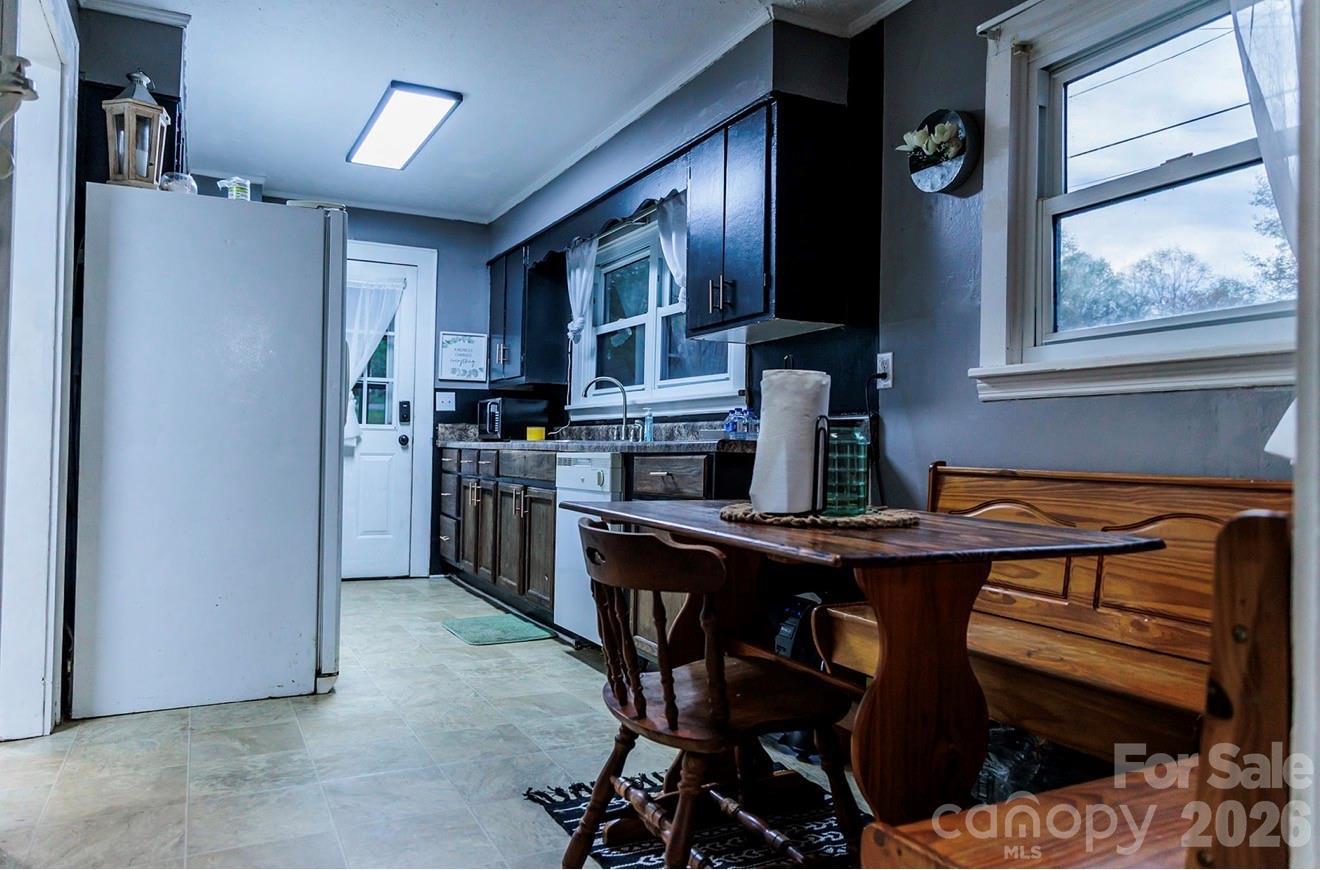 119 Collins Avenue — Forest City