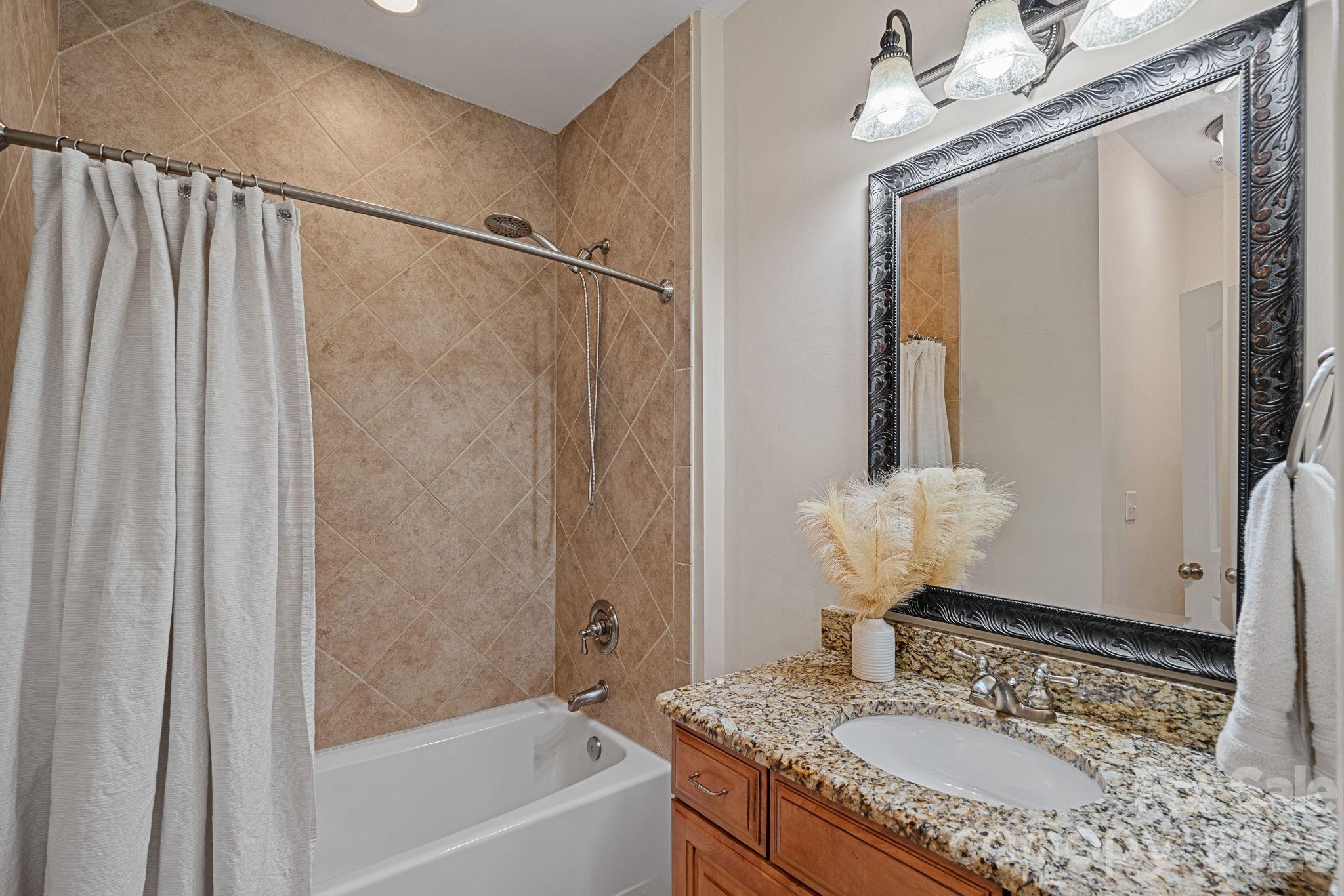 1305 Anniston Place — Wesley Chapel