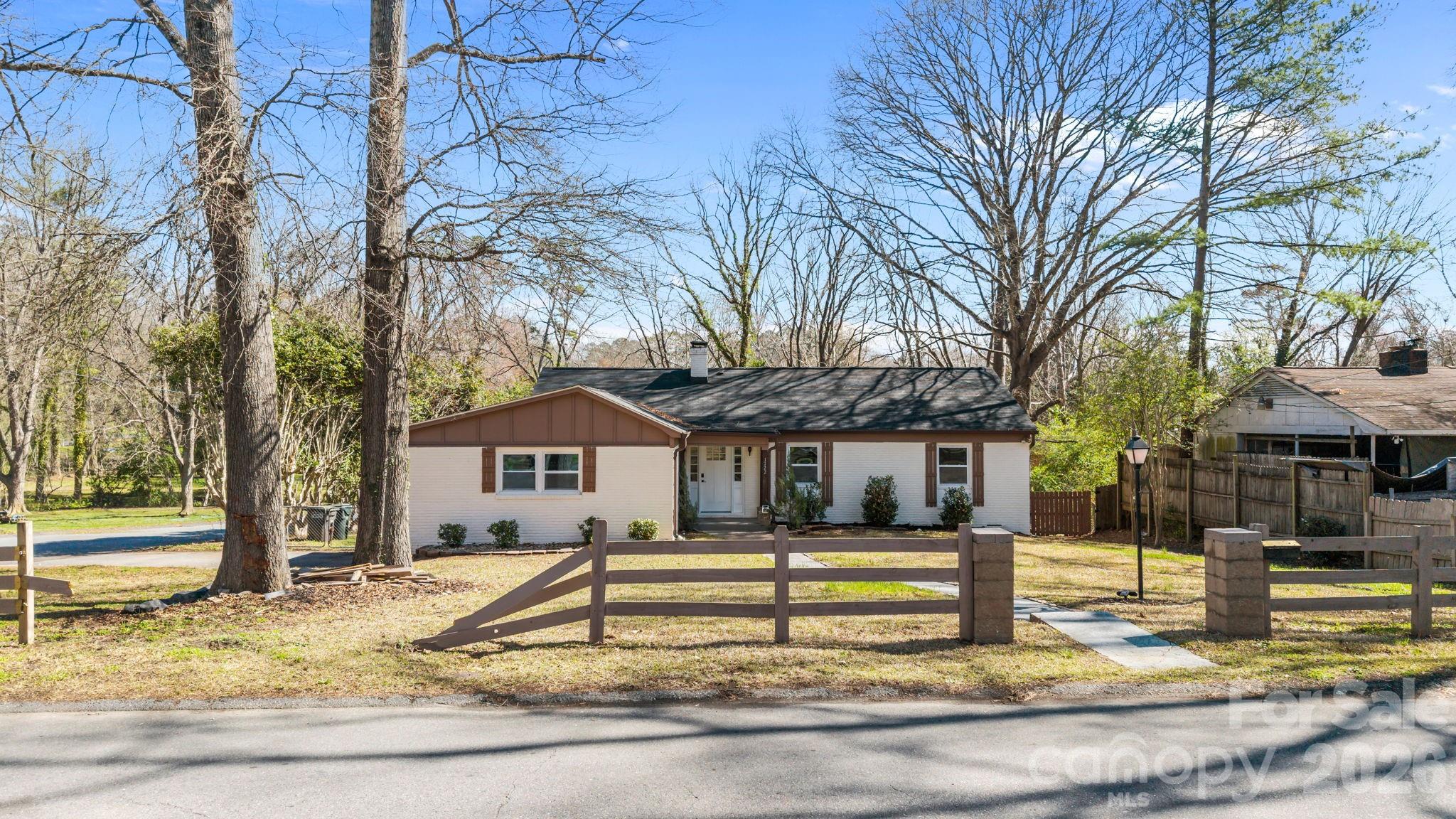 1722 Hartford Drive — Gastonia