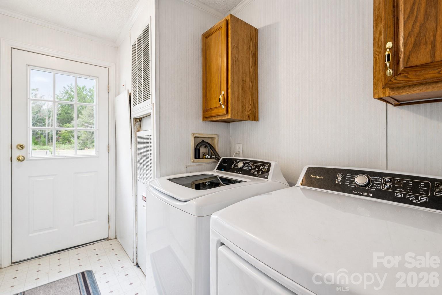 2542 Lower Stone Church Road — Rockwell