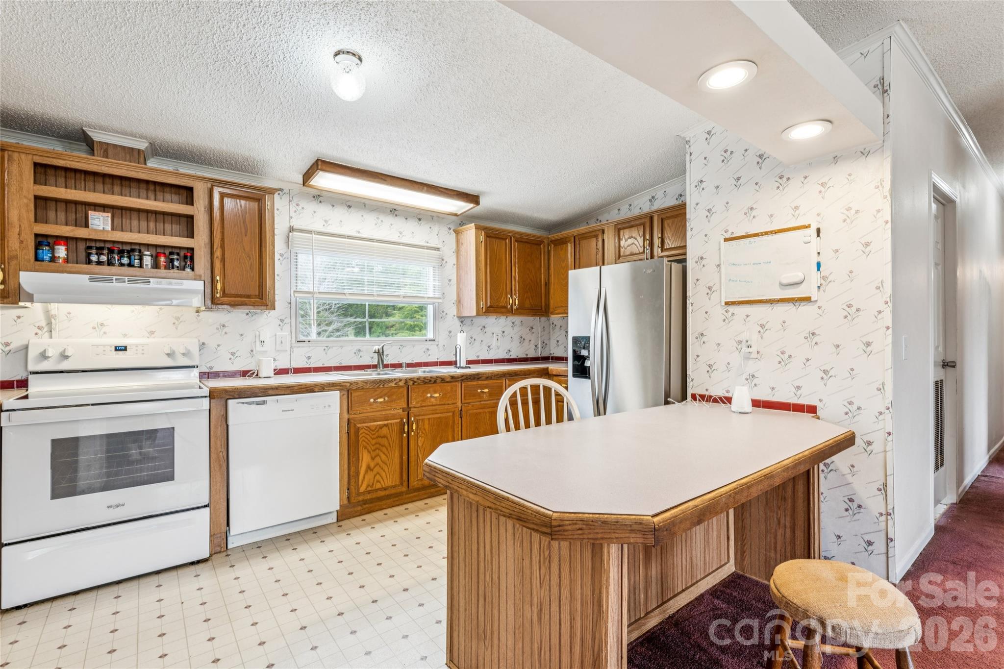 2542 Lower Stone Church Road — Rockwell