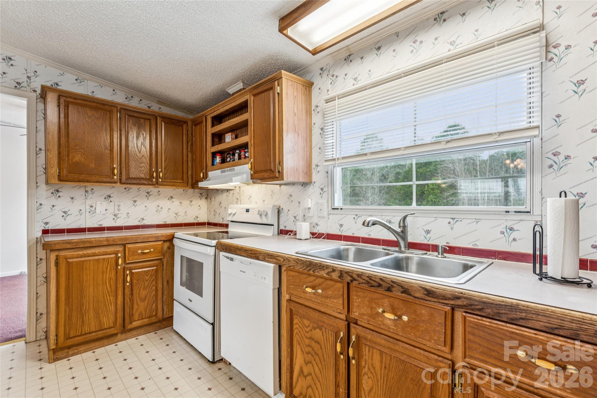 2542 Lower Stone Church Road — Rockwell