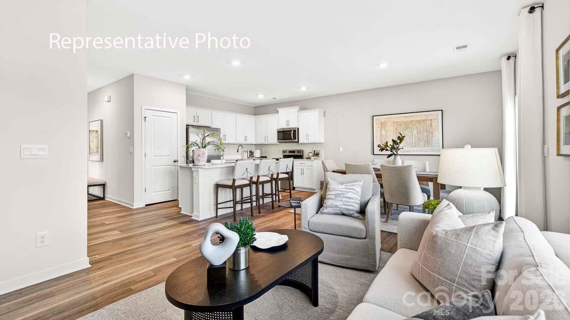 1322 Lily Drive — Richburg
