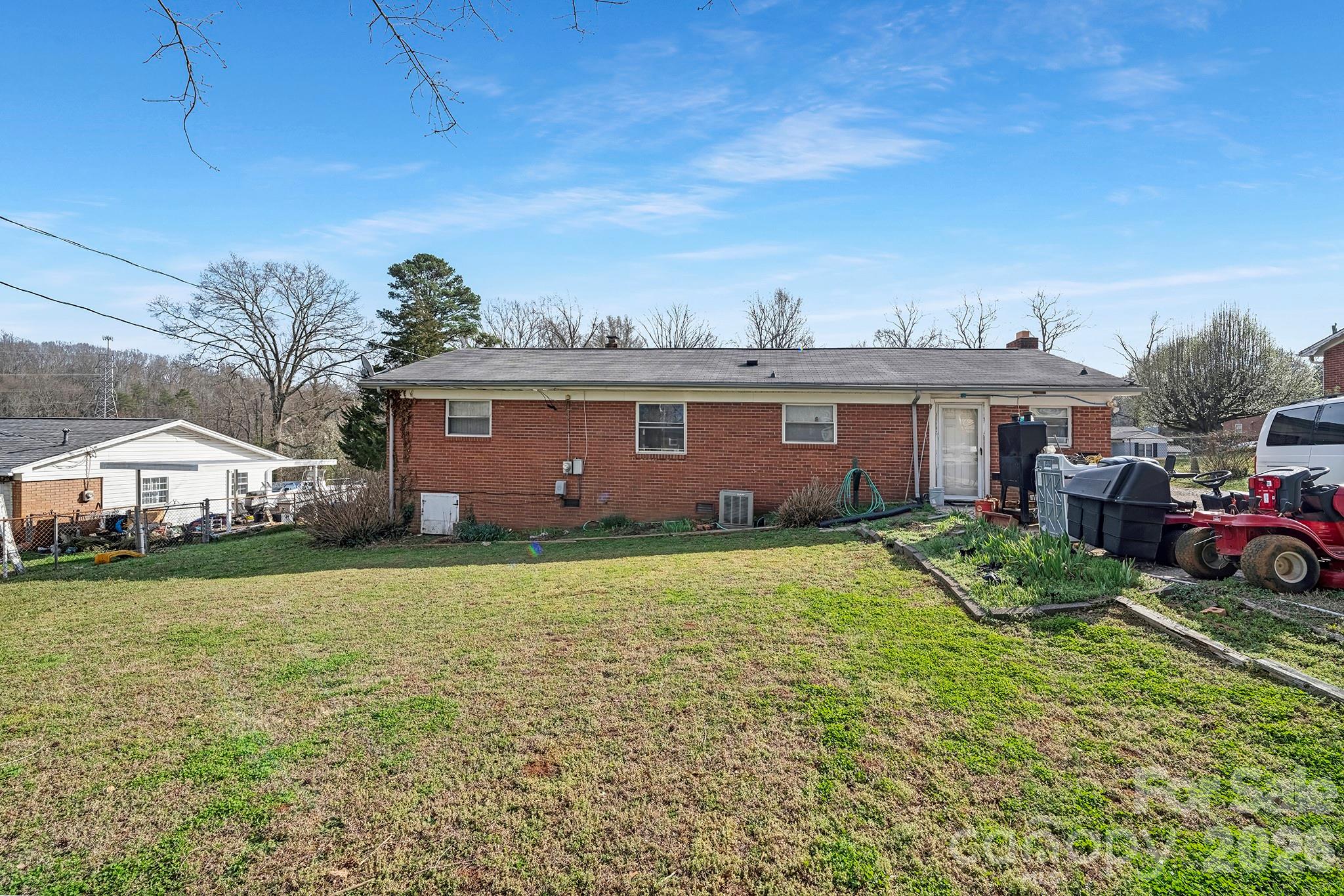 2508 Lynn Drive — Gastonia
