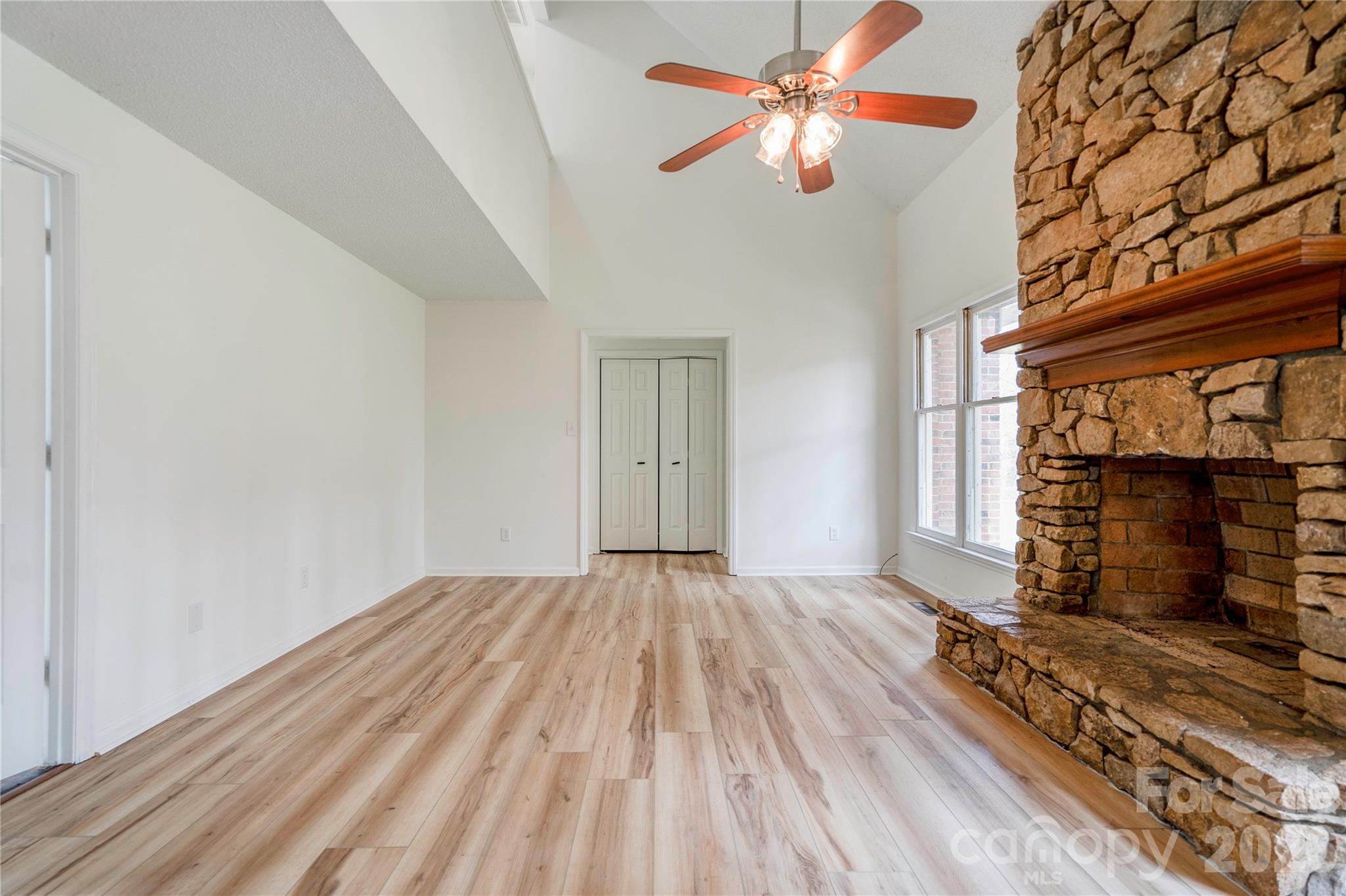 124 Gold Run Court — Kings Mountain