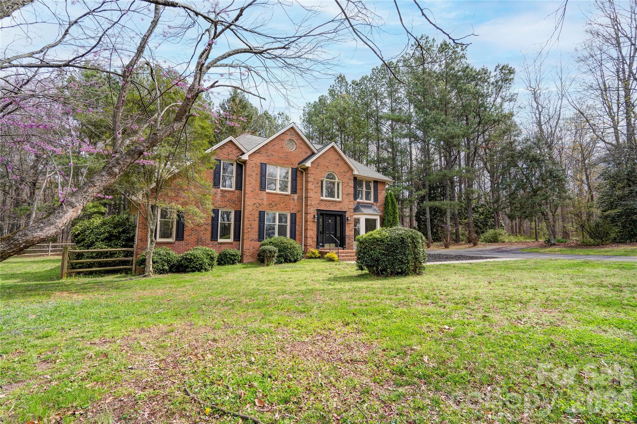124 Gold Run Court — Kings Mountain