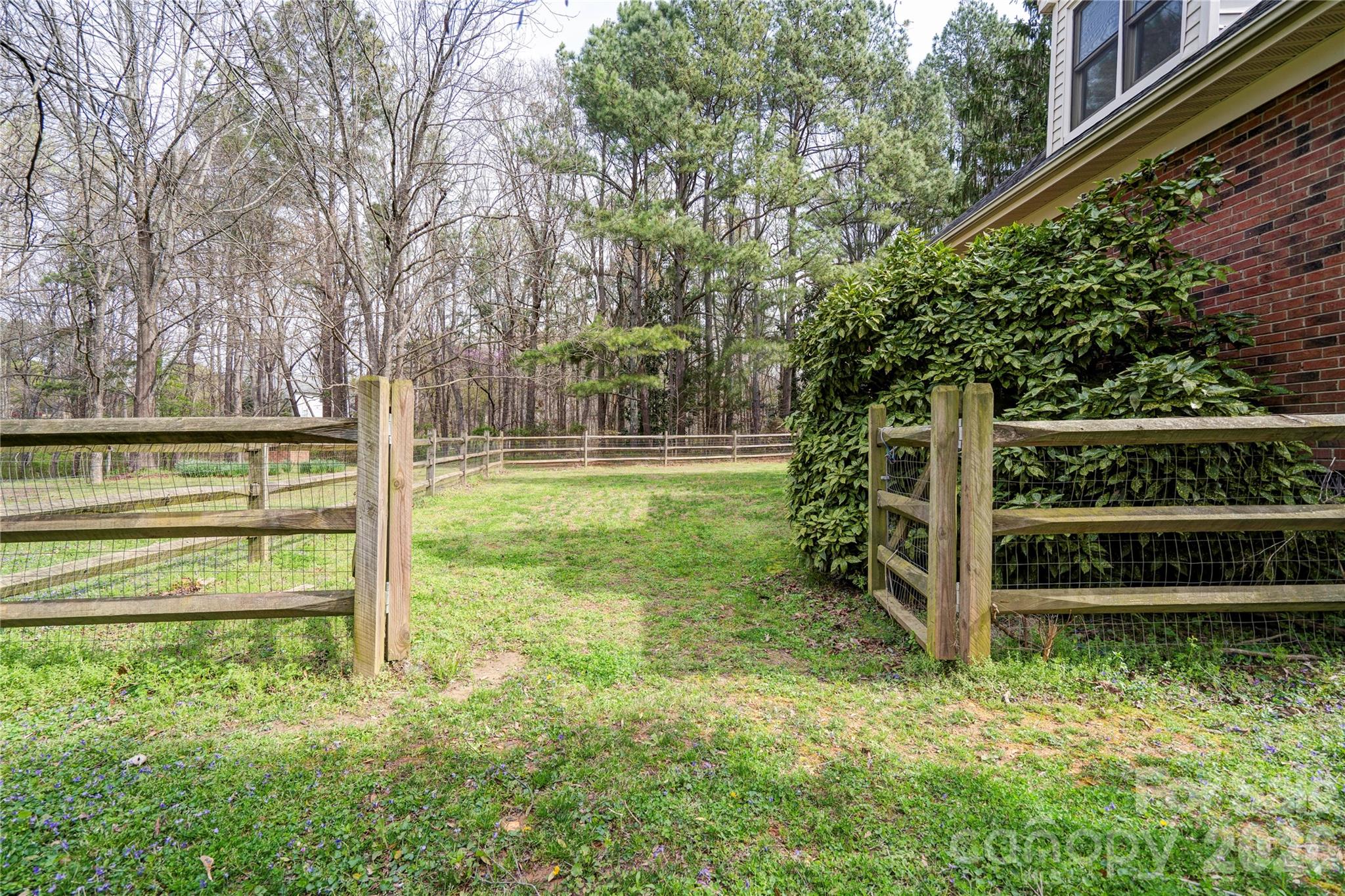 124 Gold Run Court — Kings Mountain