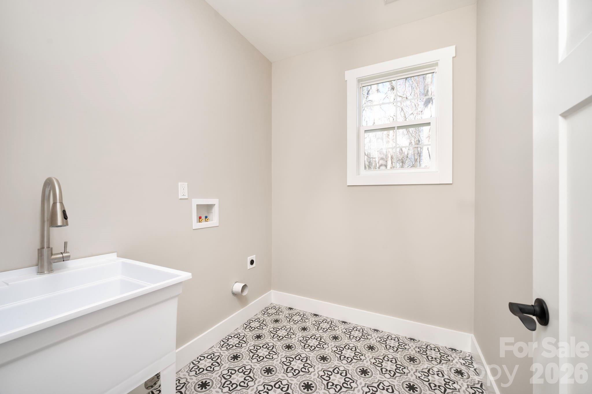 9 Myrtle Lee Cove — Arden