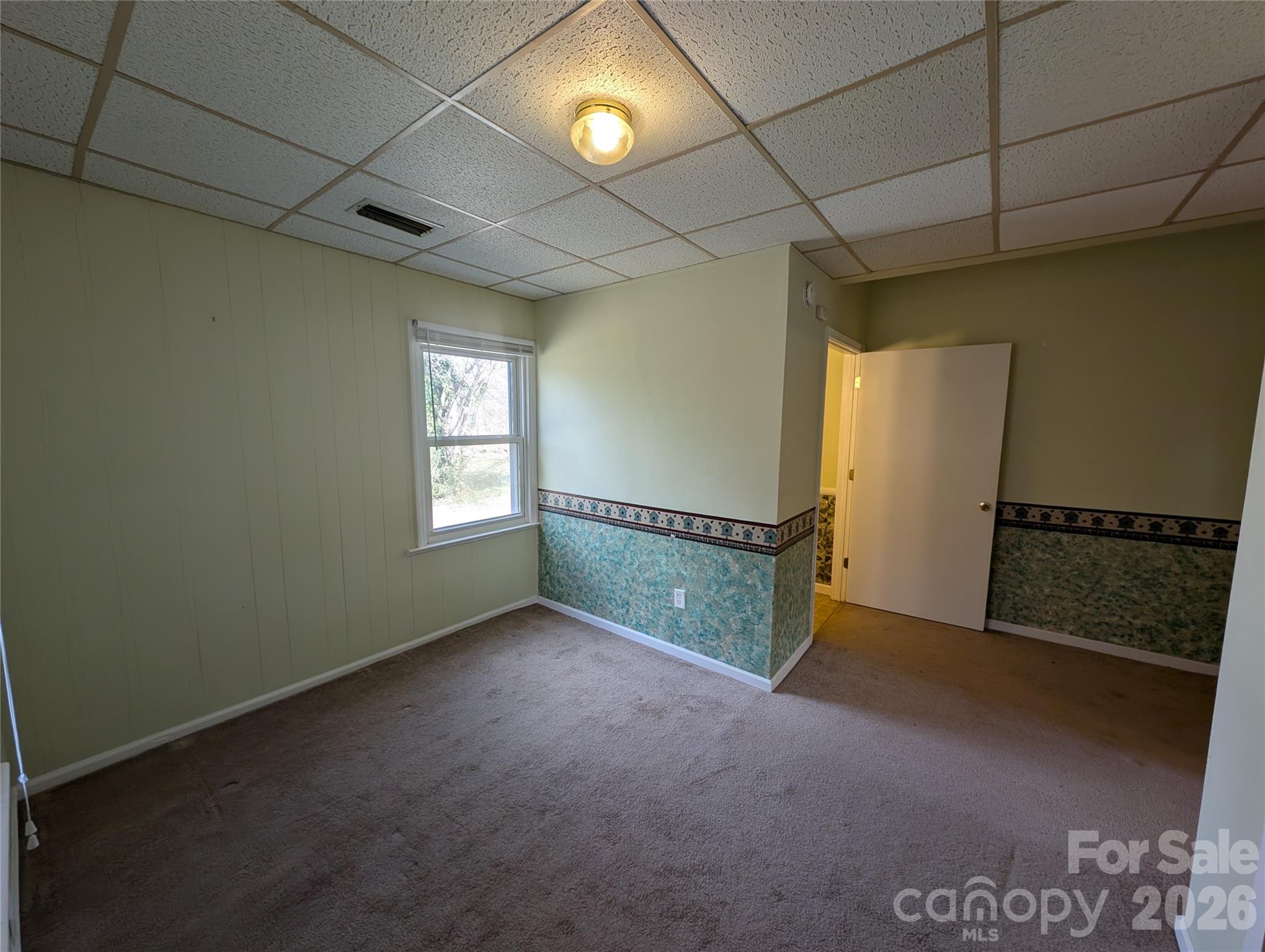633 S Eastway Drive — Troutman