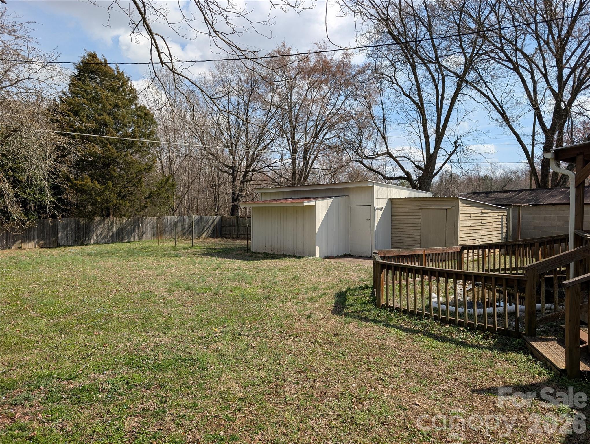 633 S Eastway Drive — Troutman