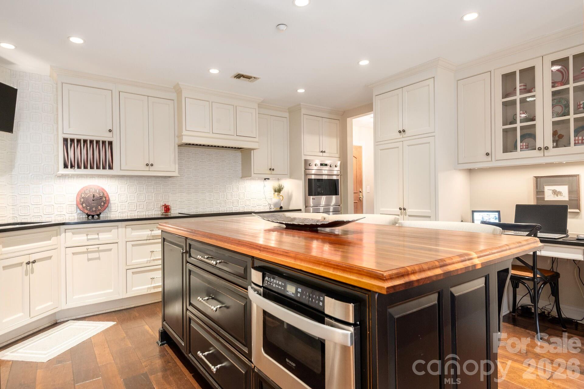 415 N Church Street #116 — Charlotte