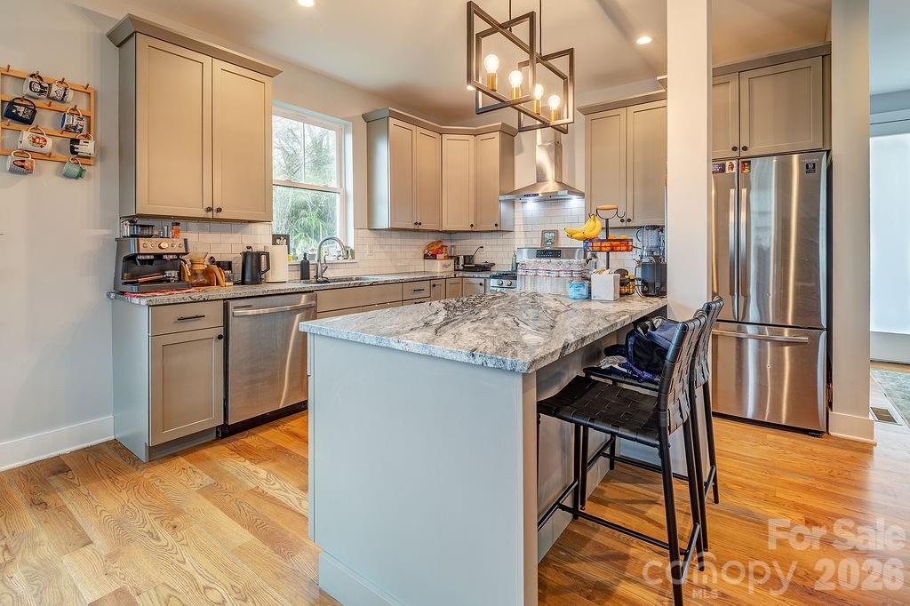 127 Alma Lane — Asheville