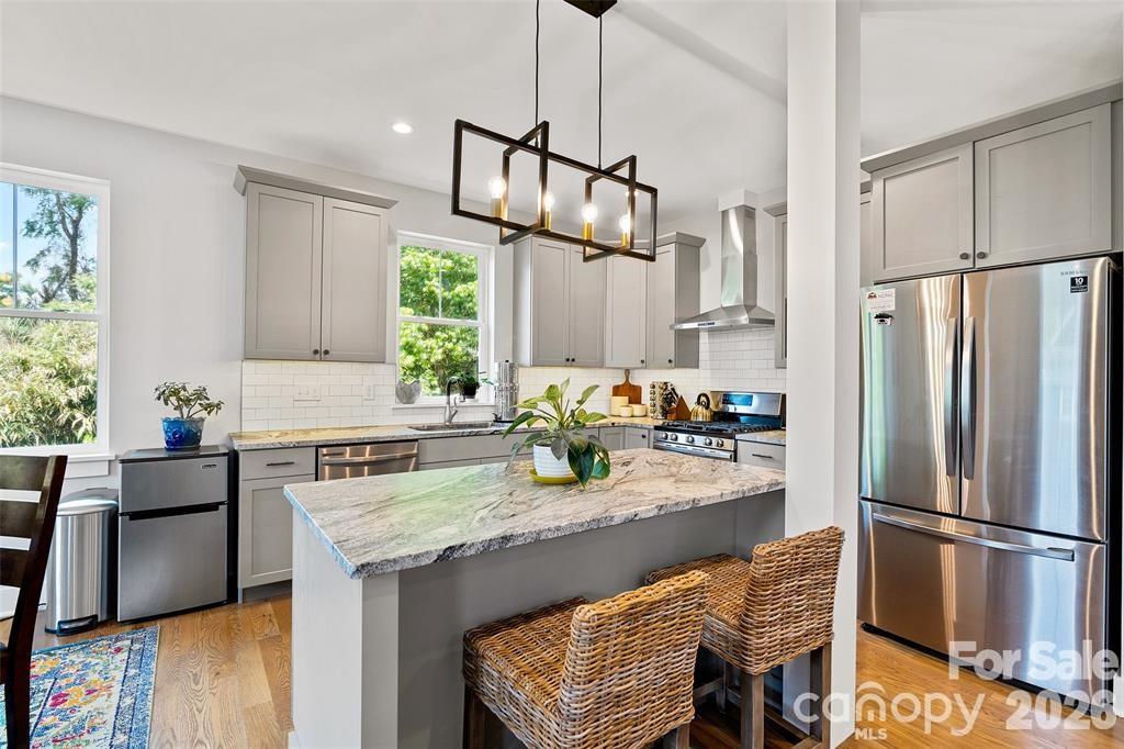 127 Alma Lane — Asheville