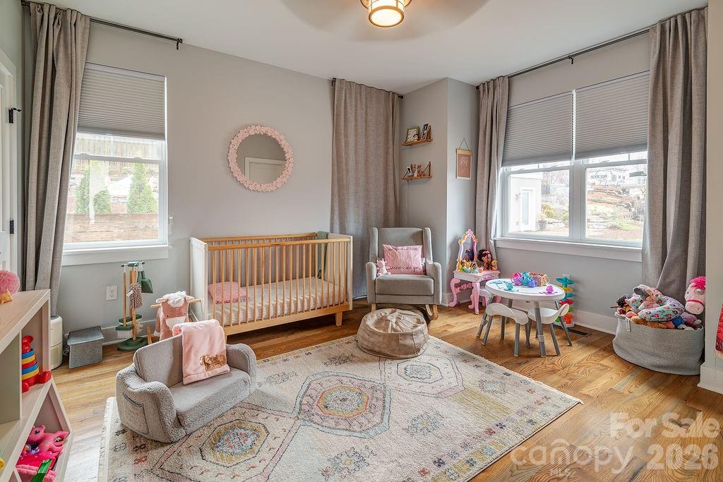 127 Alma Lane — Asheville
