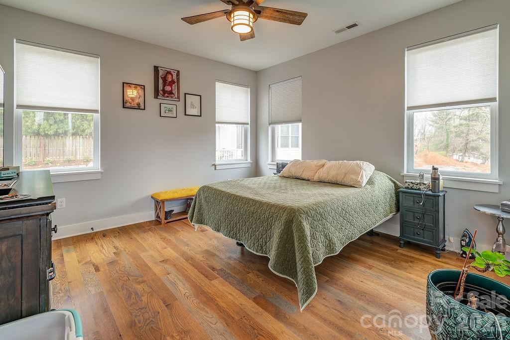 127 Alma Lane — Asheville