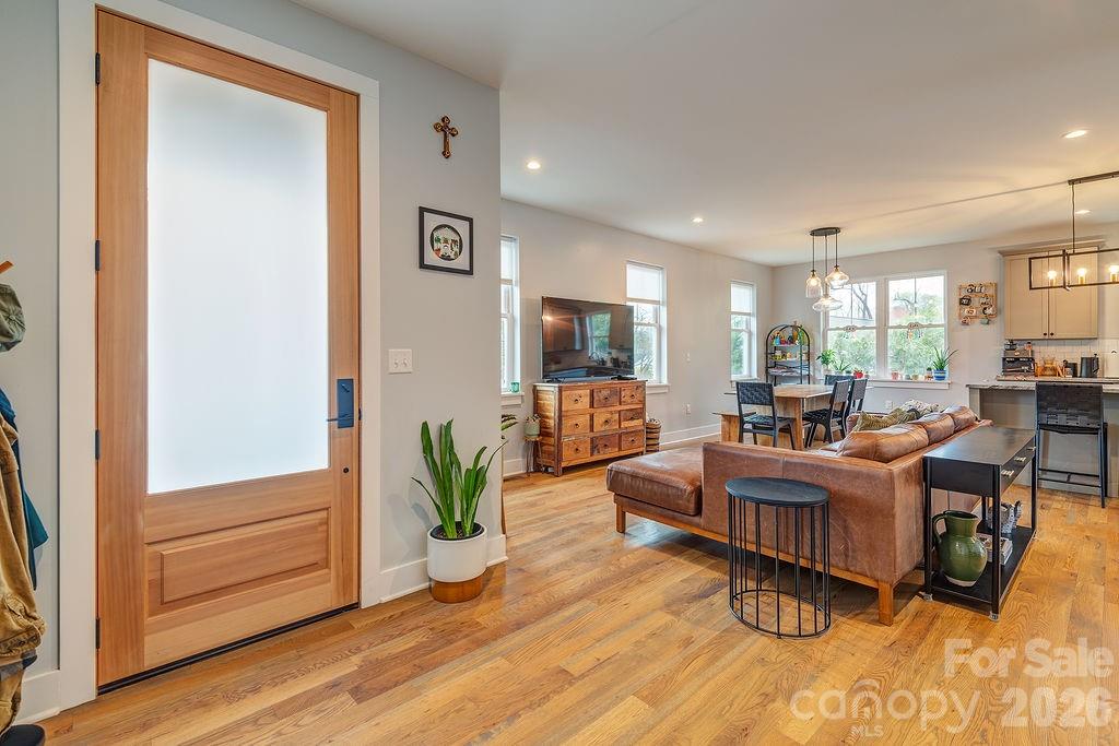 127 Alma Lane — Asheville