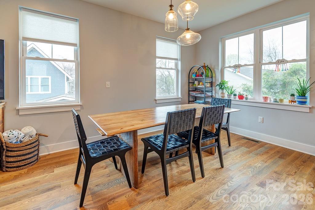 127 Alma Lane — Asheville