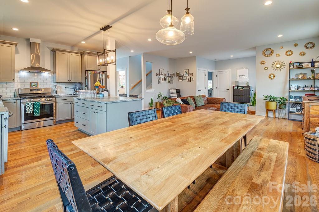 127 Alma Lane — Asheville