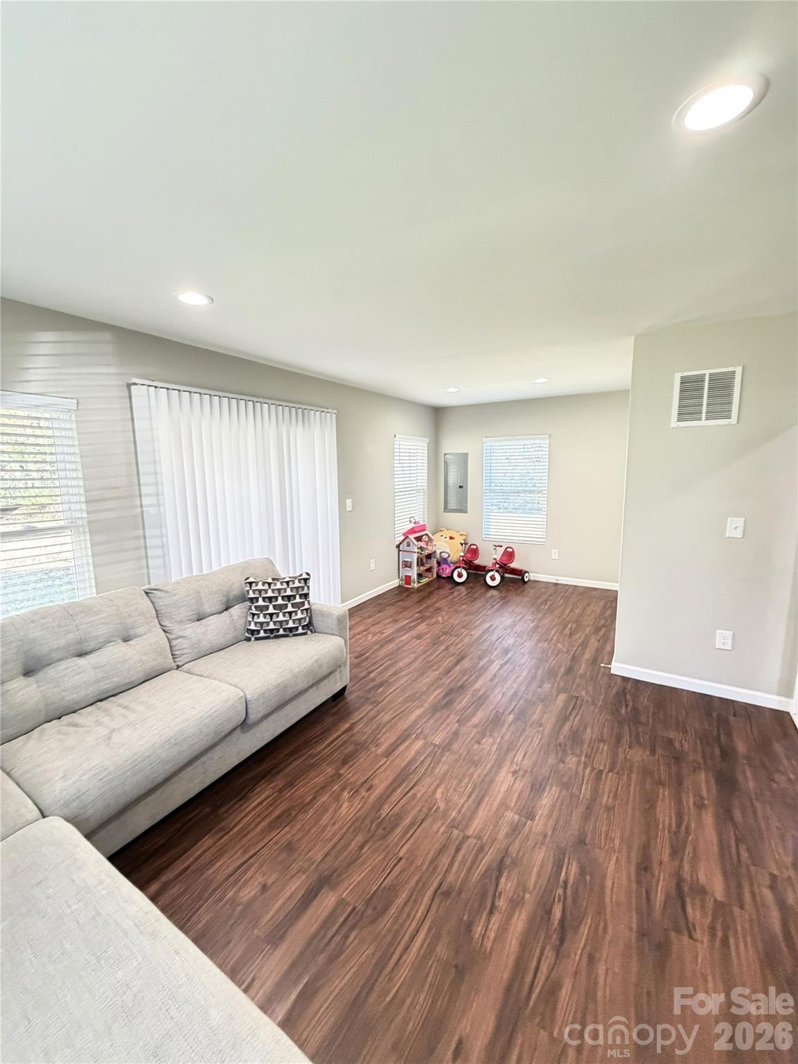 7459 Elwood Drive — Charlotte