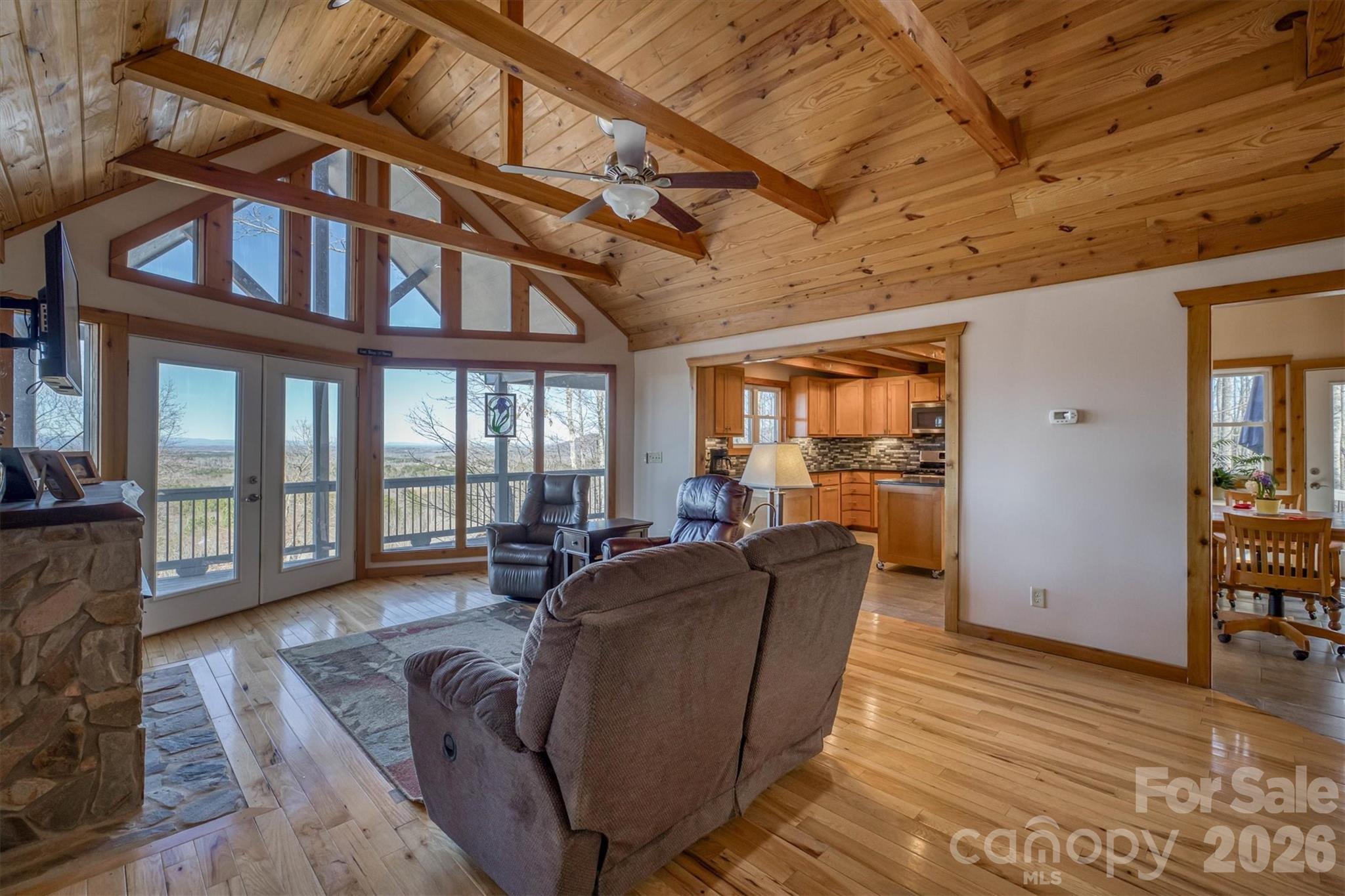 2262 Grandview Peaks Drive — Nebo