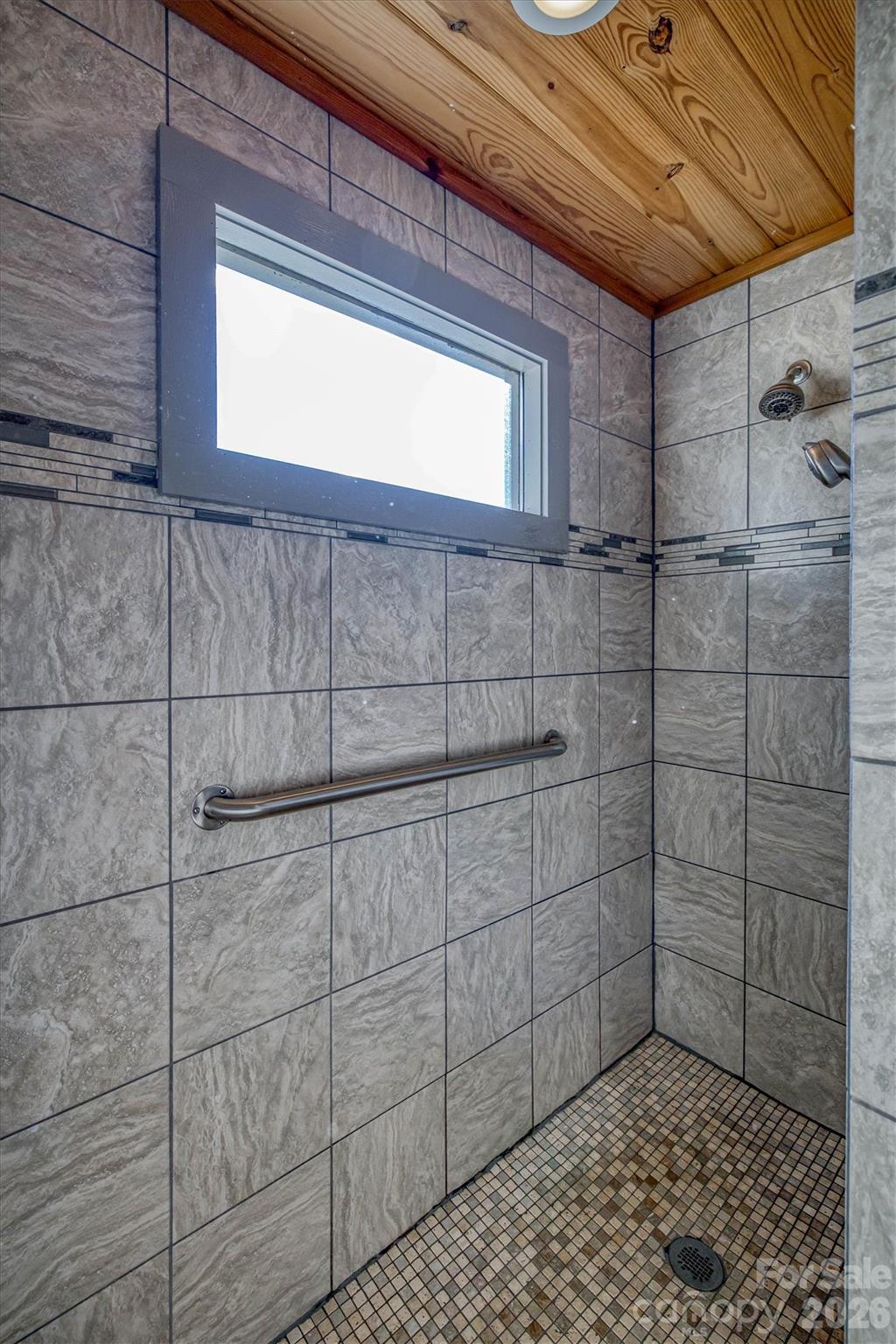 2262 Grandview Peaks Drive — Nebo