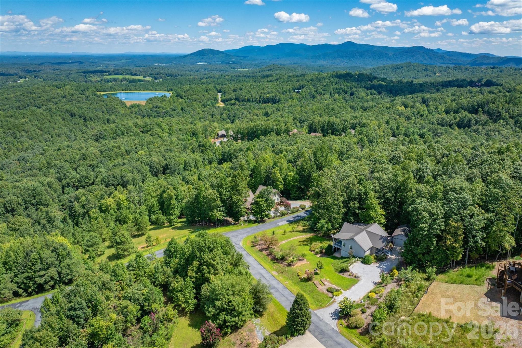 2262 Grandview Peaks Drive — Nebo