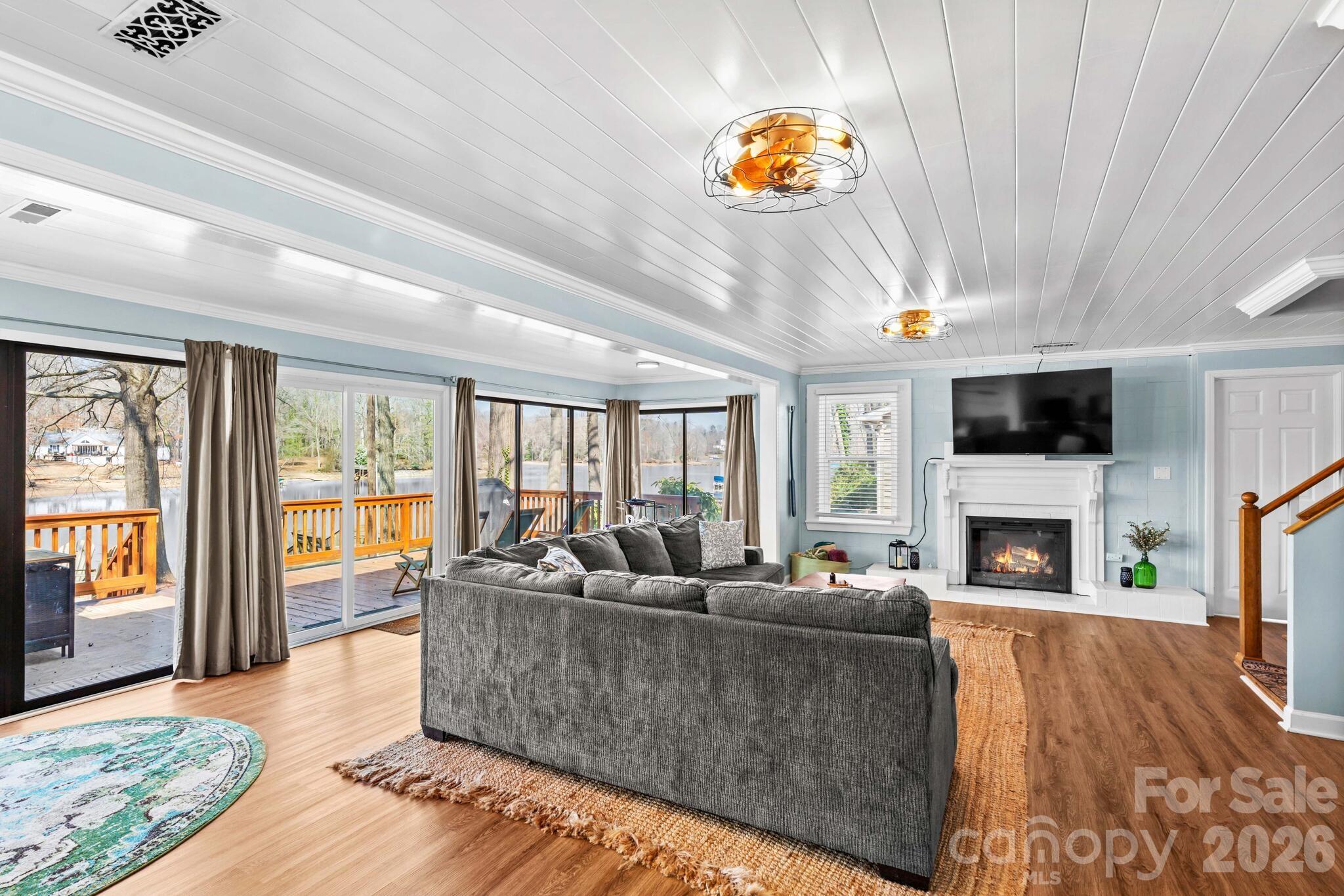 1331 Hickory Point Drive — Lexington
