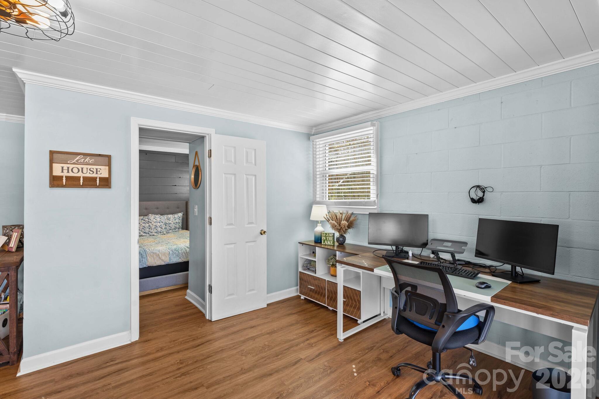 1331 Hickory Point Drive — Lexington