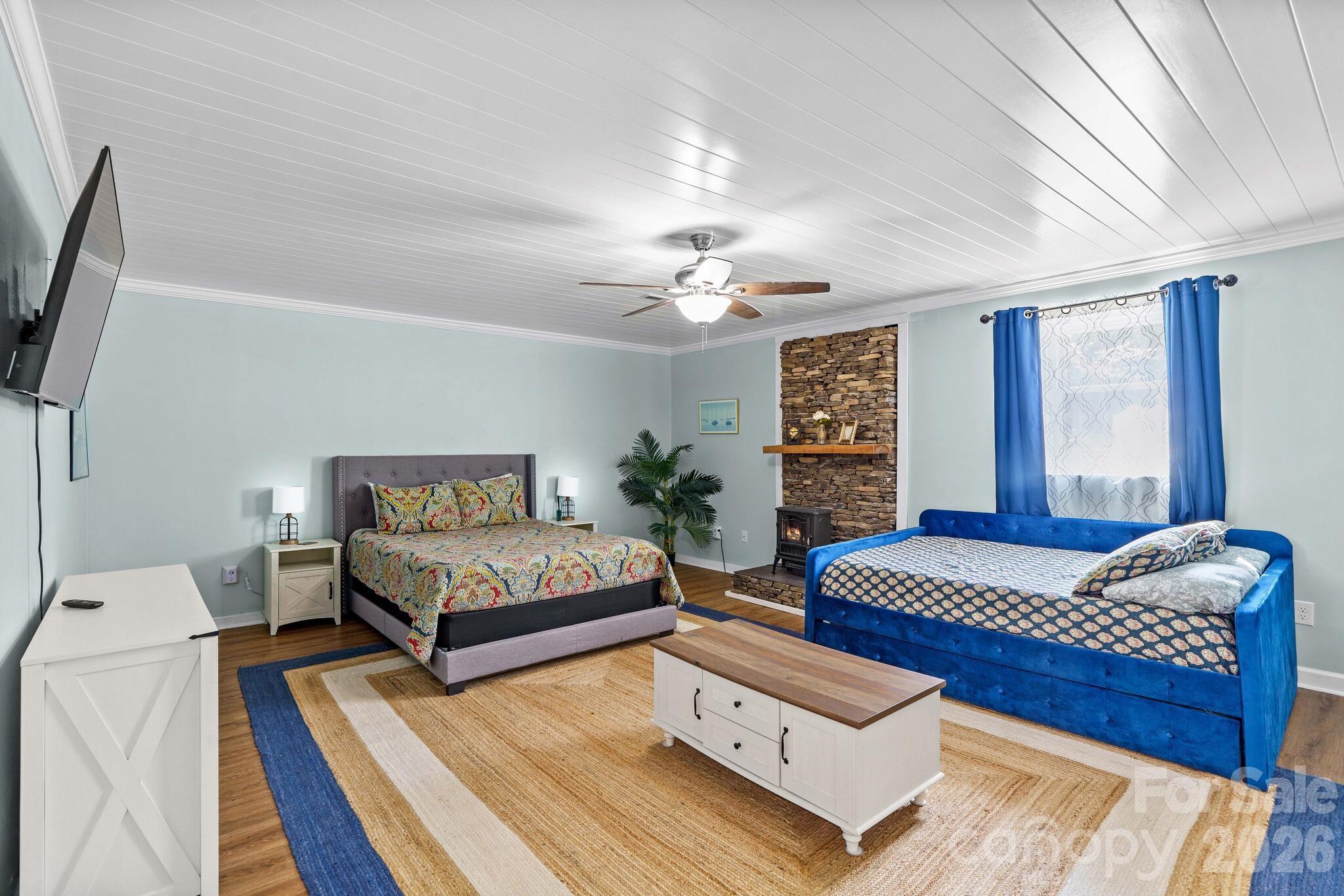 1331 Hickory Point Drive — Lexington