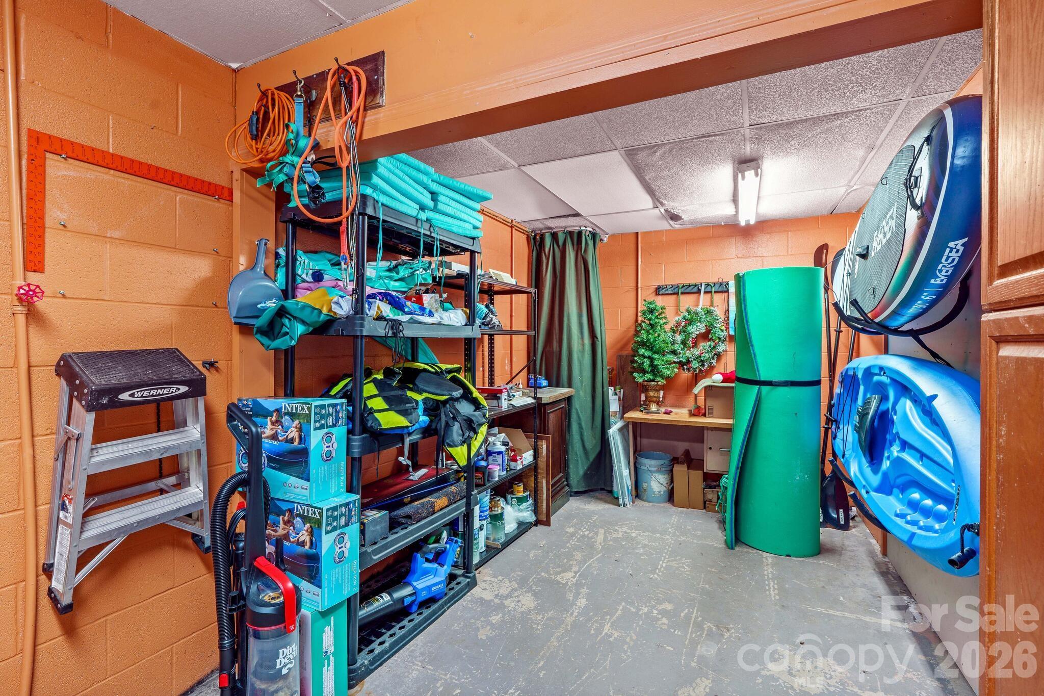 1331 Hickory Point Drive — Lexington