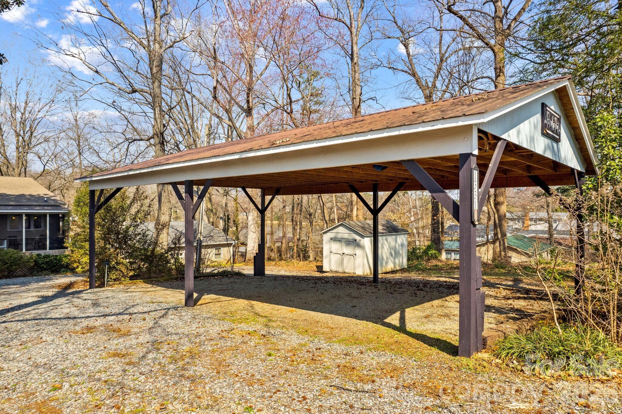 1331 Hickory Point Drive — Lexington
