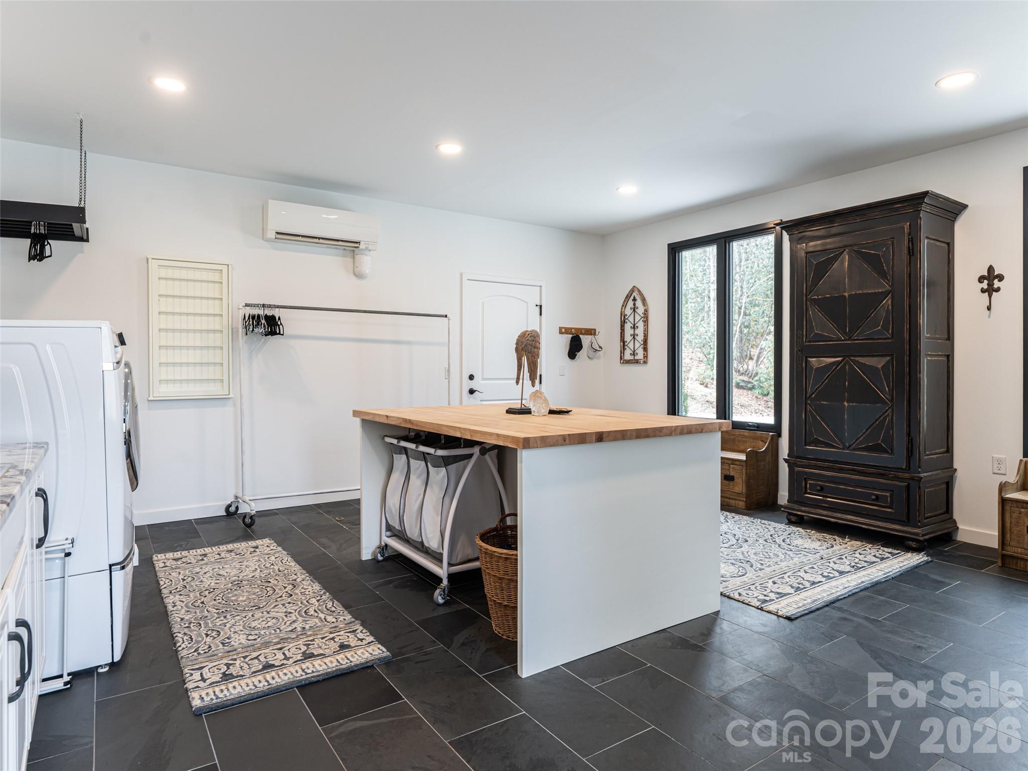 508 Avery Creek Road — Arden