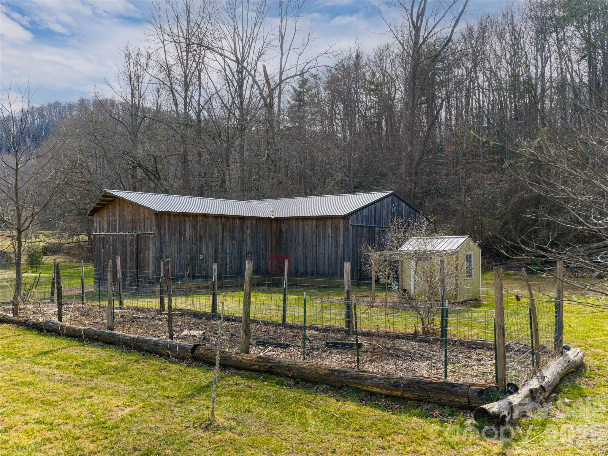 508 Avery Creek Road — Arden