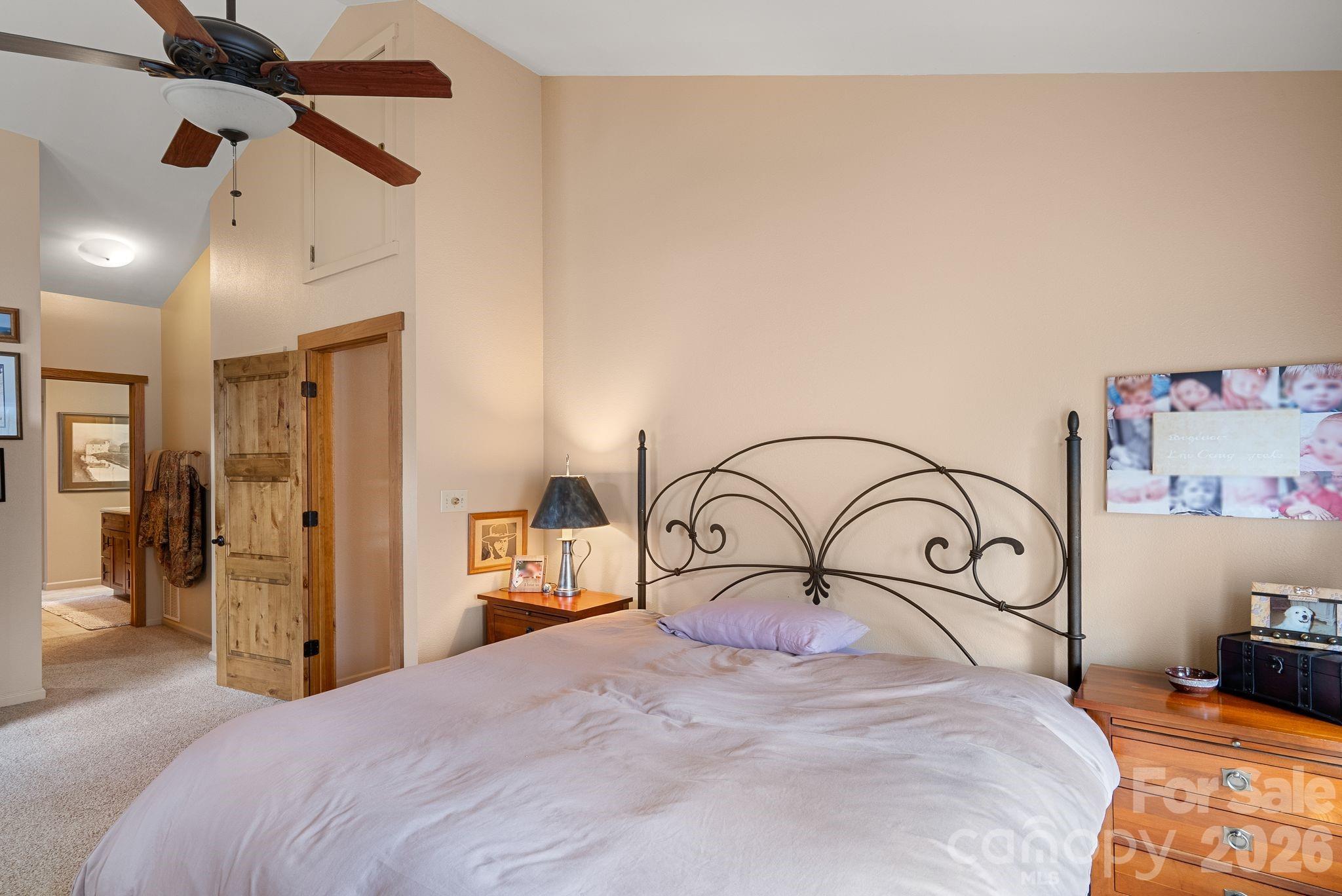 306 S Sequoyah Lane — Brevard