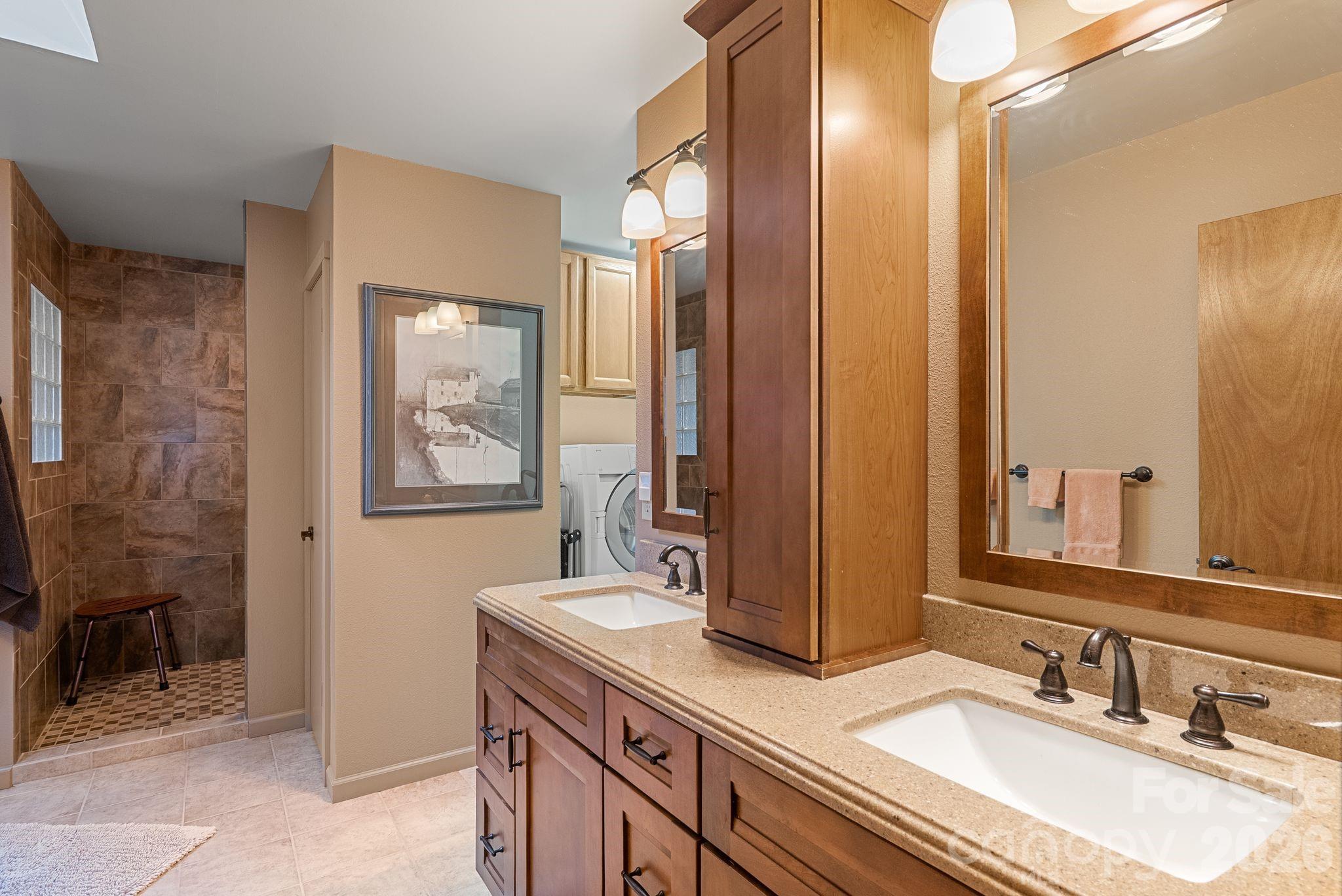 306 S Sequoyah Lane — Brevard