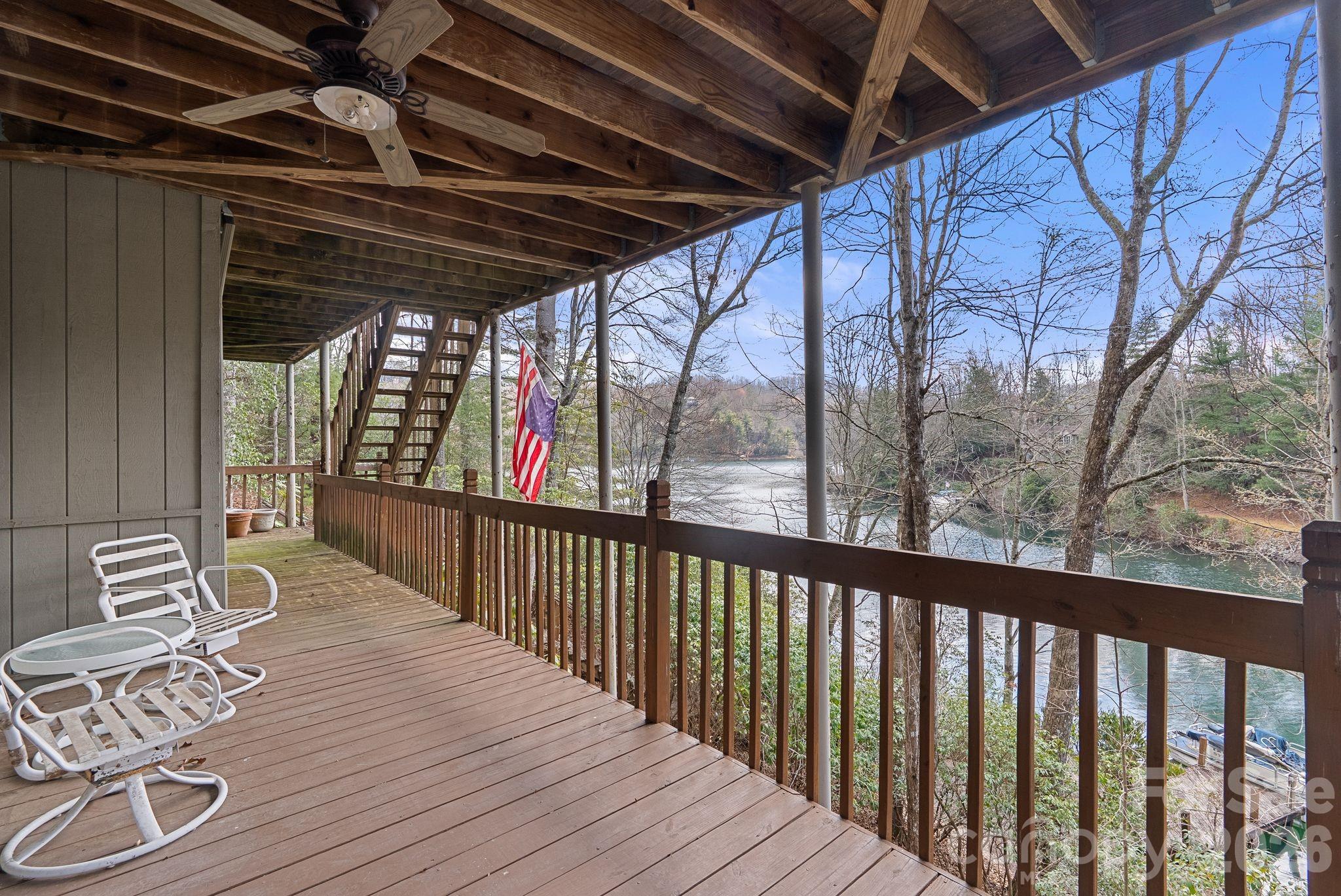 306 S Sequoyah Lane — Brevard