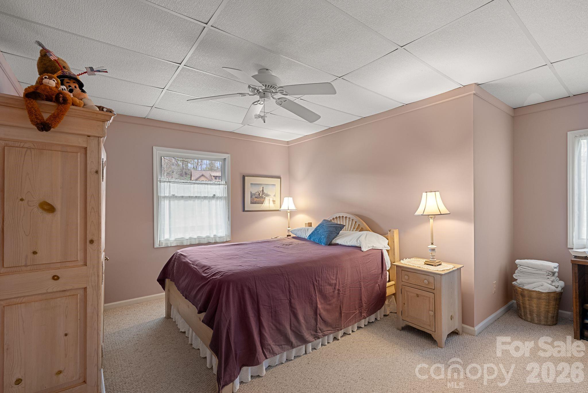 306 S Sequoyah Lane — Brevard