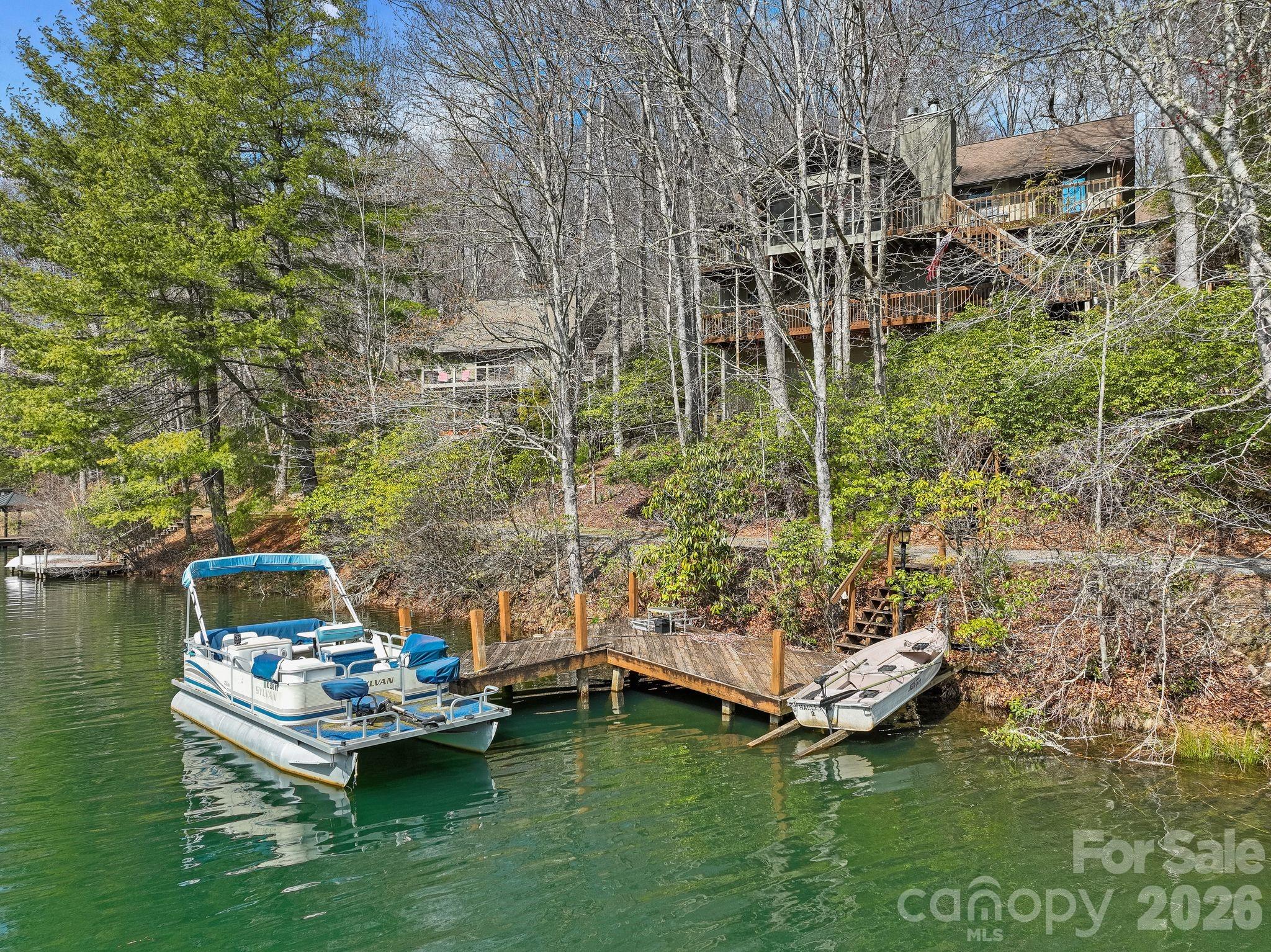 306 S Sequoyah Lane — Brevard