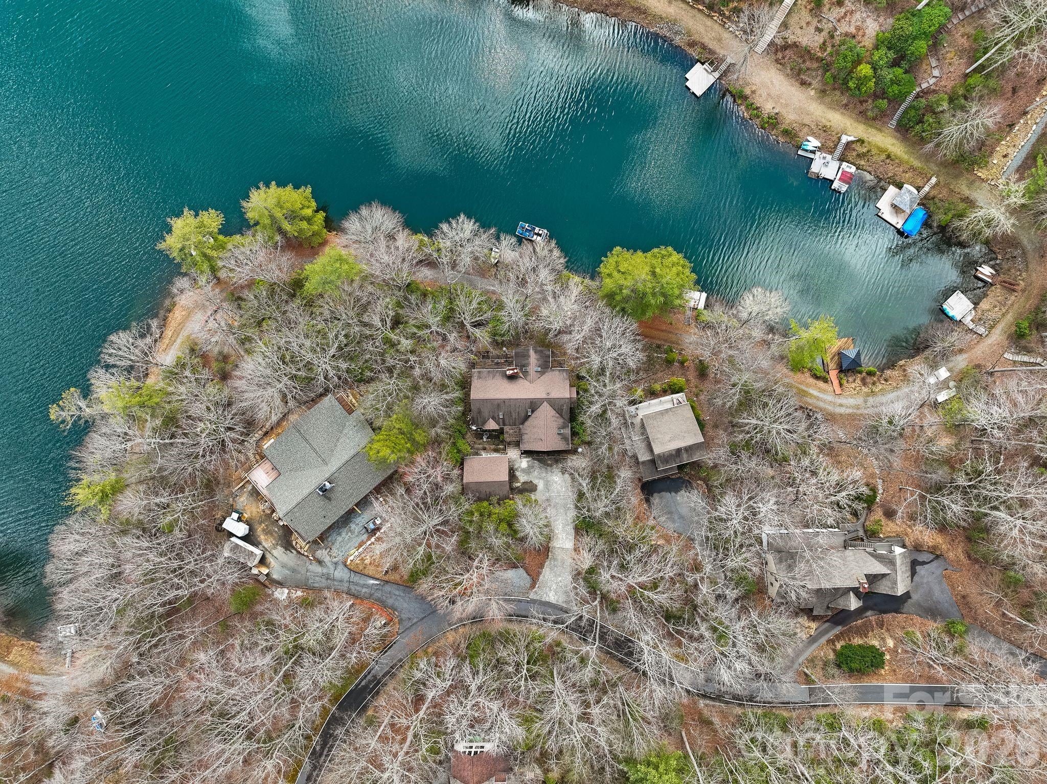 306 S Sequoyah Lane — Brevard