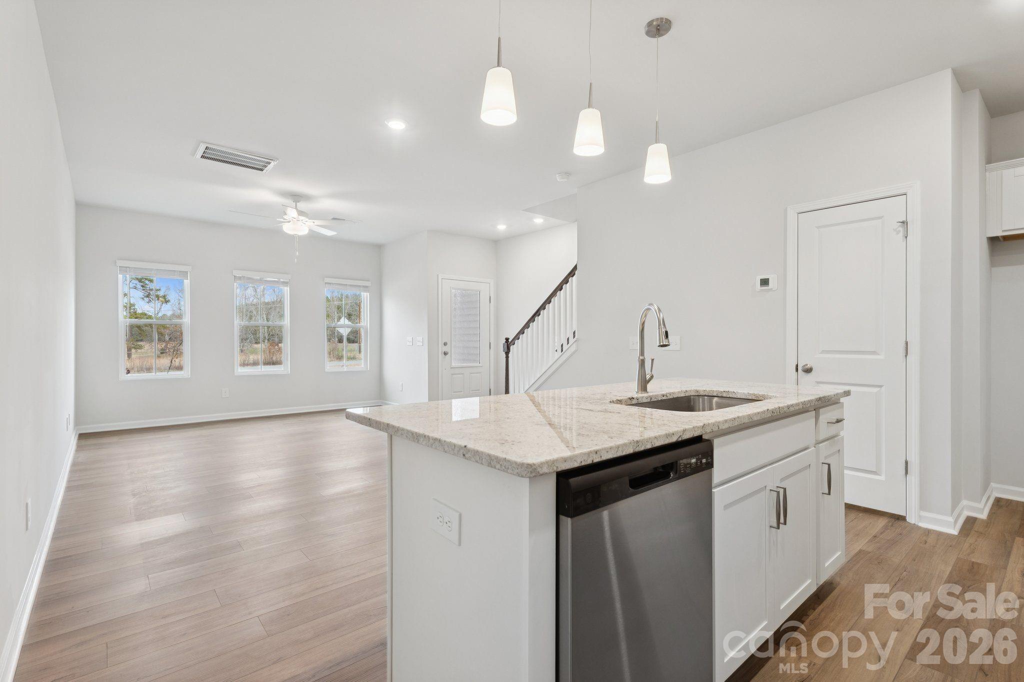 4628 Lakeview Road #5 — Charlotte