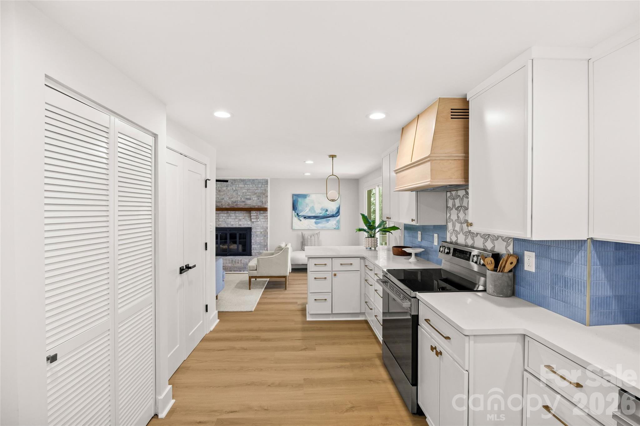 417 Regency Drive — Charlotte