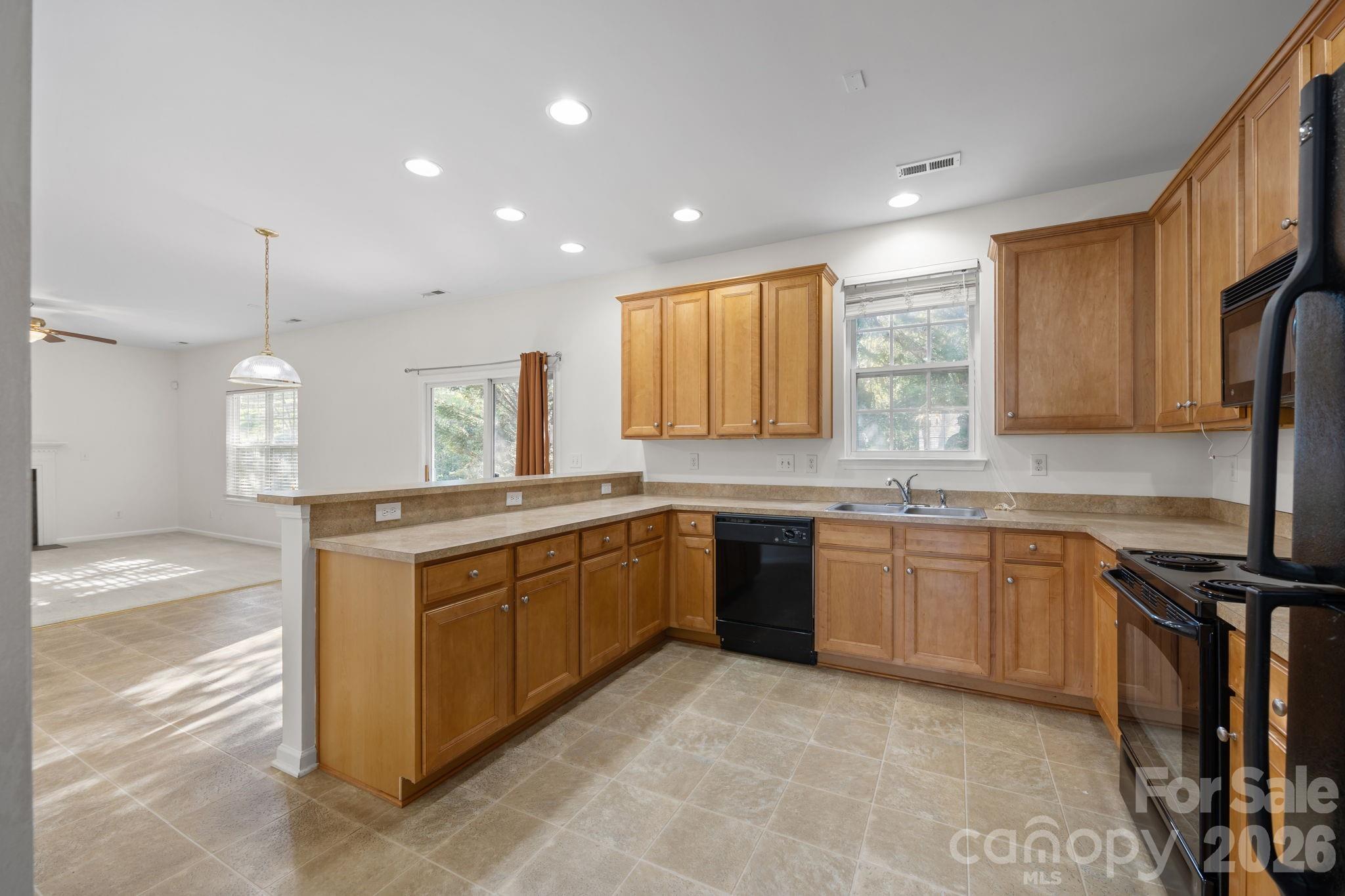 14307 O Casey Lane — Charlotte