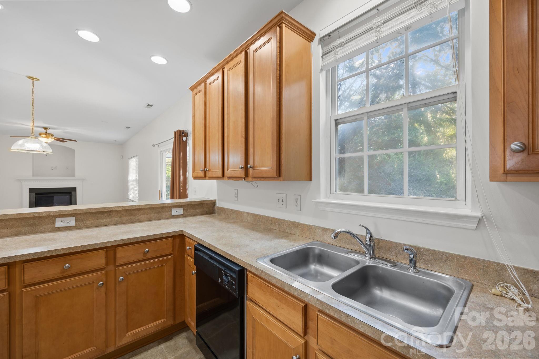 14307 O Casey Lane — Charlotte