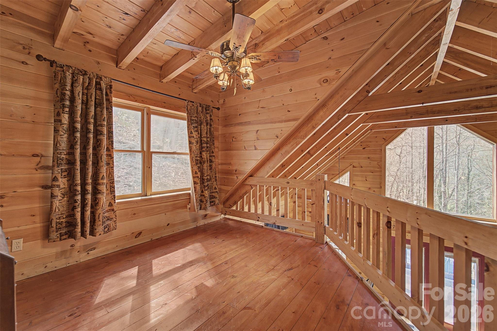 170 Wilkes Road — Bryson City