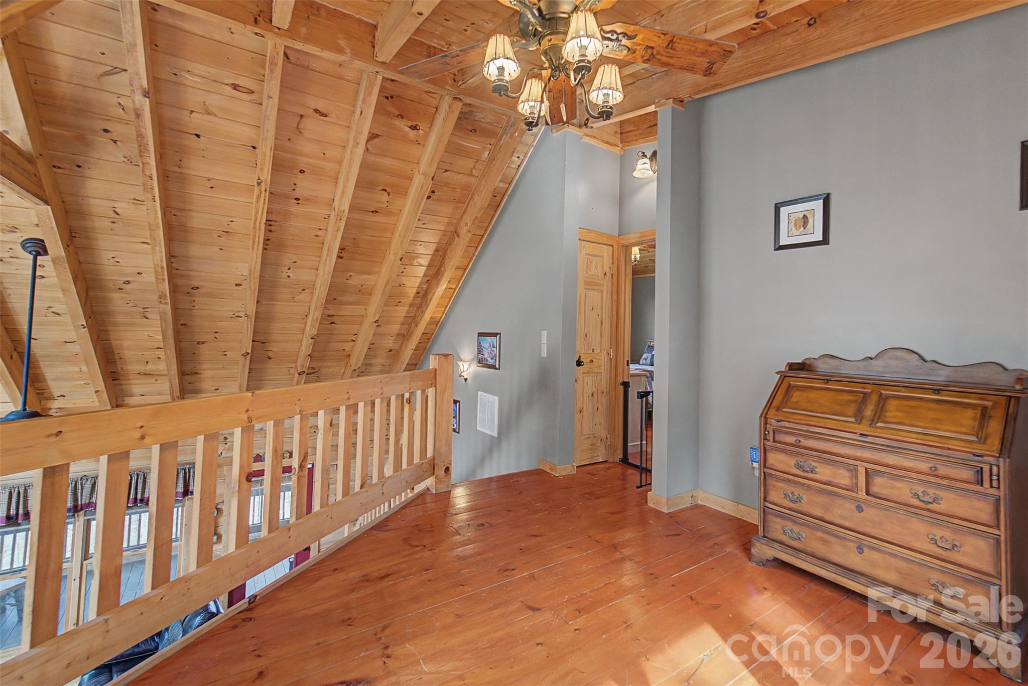 170 Wilkes Road — Bryson City