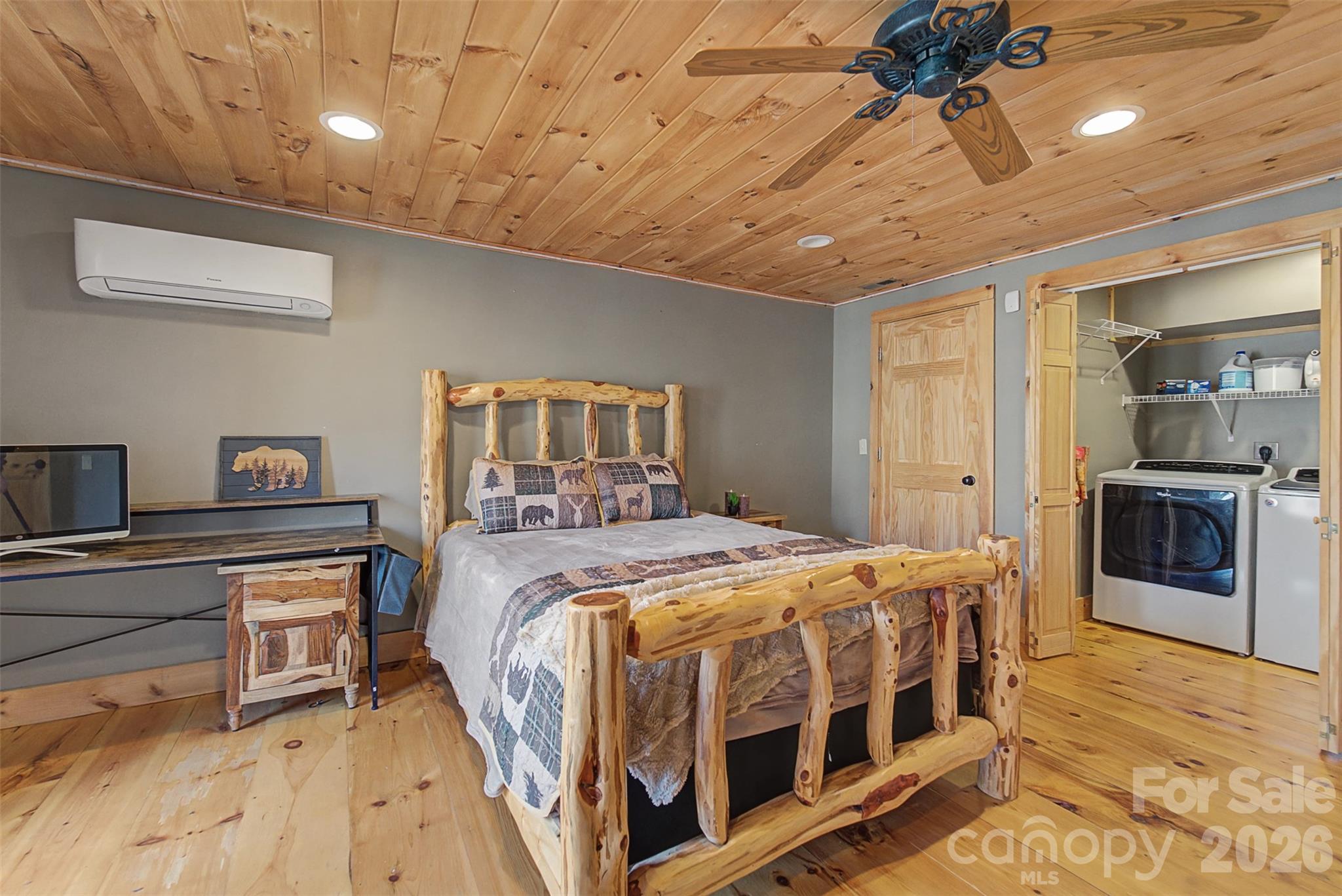 170 Wilkes Road — Bryson City