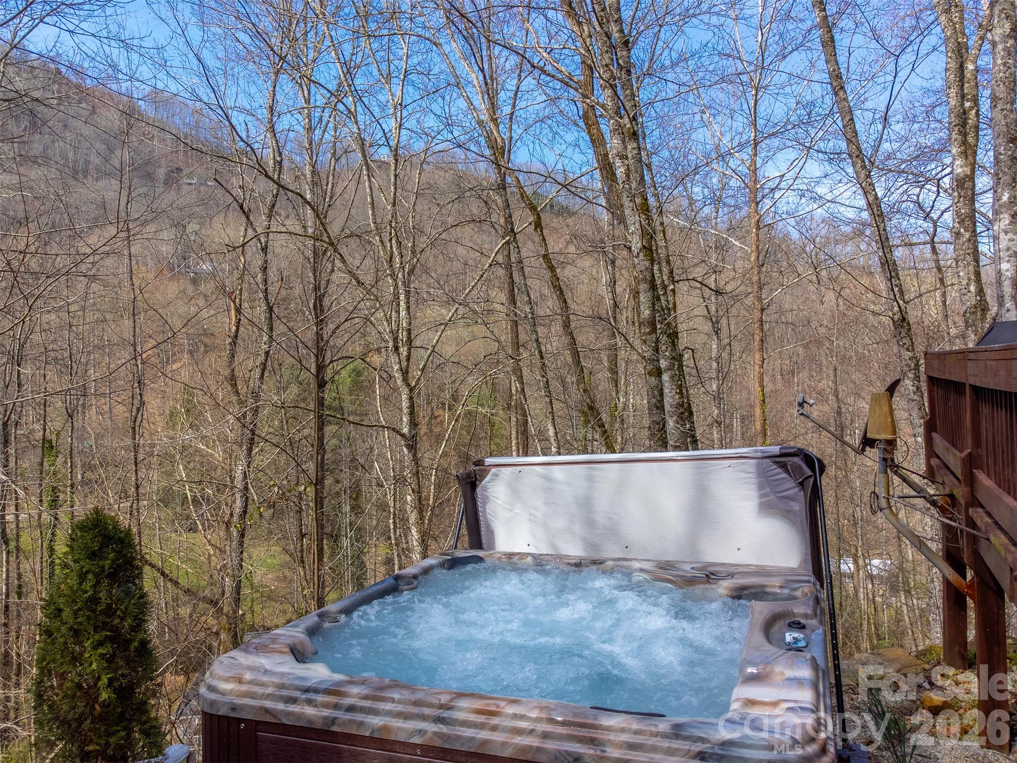 170 Wilkes Road — Bryson City